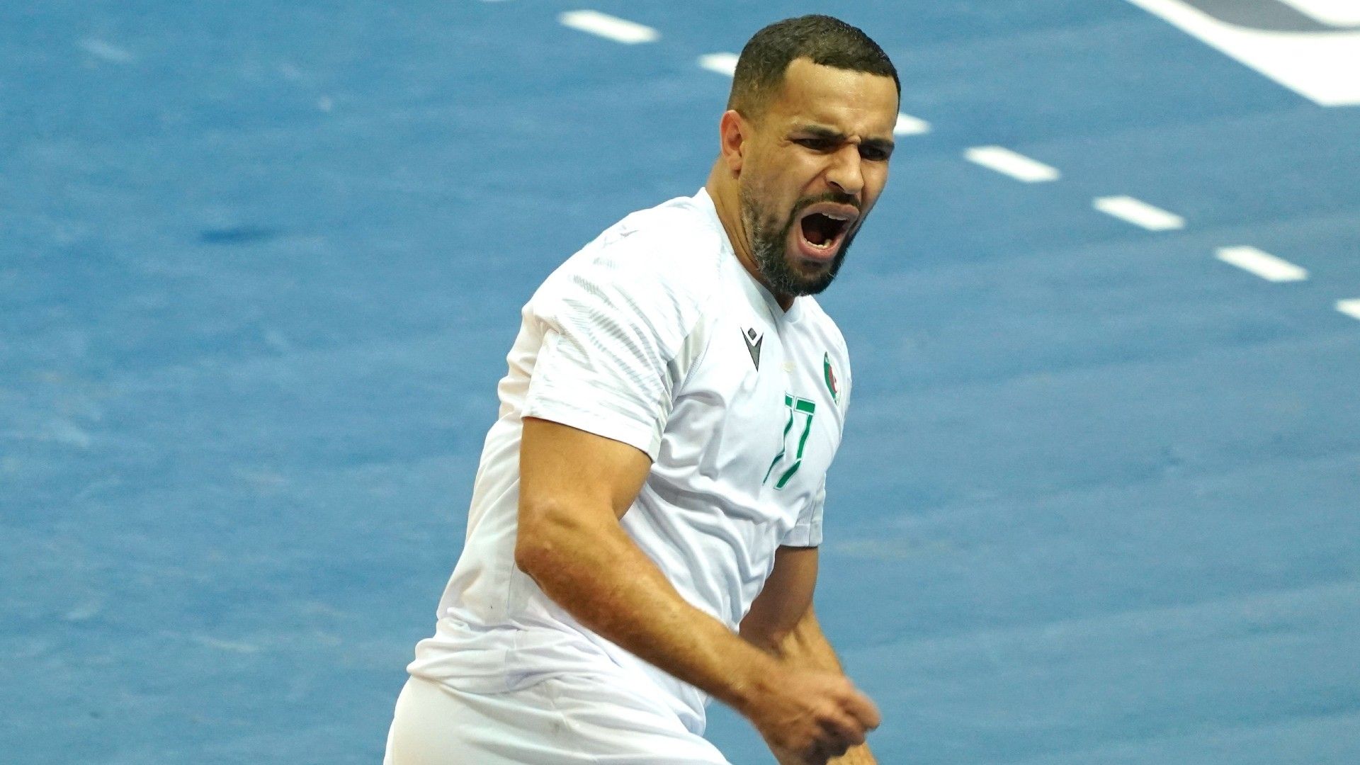 Algeria's wing Reda Arib