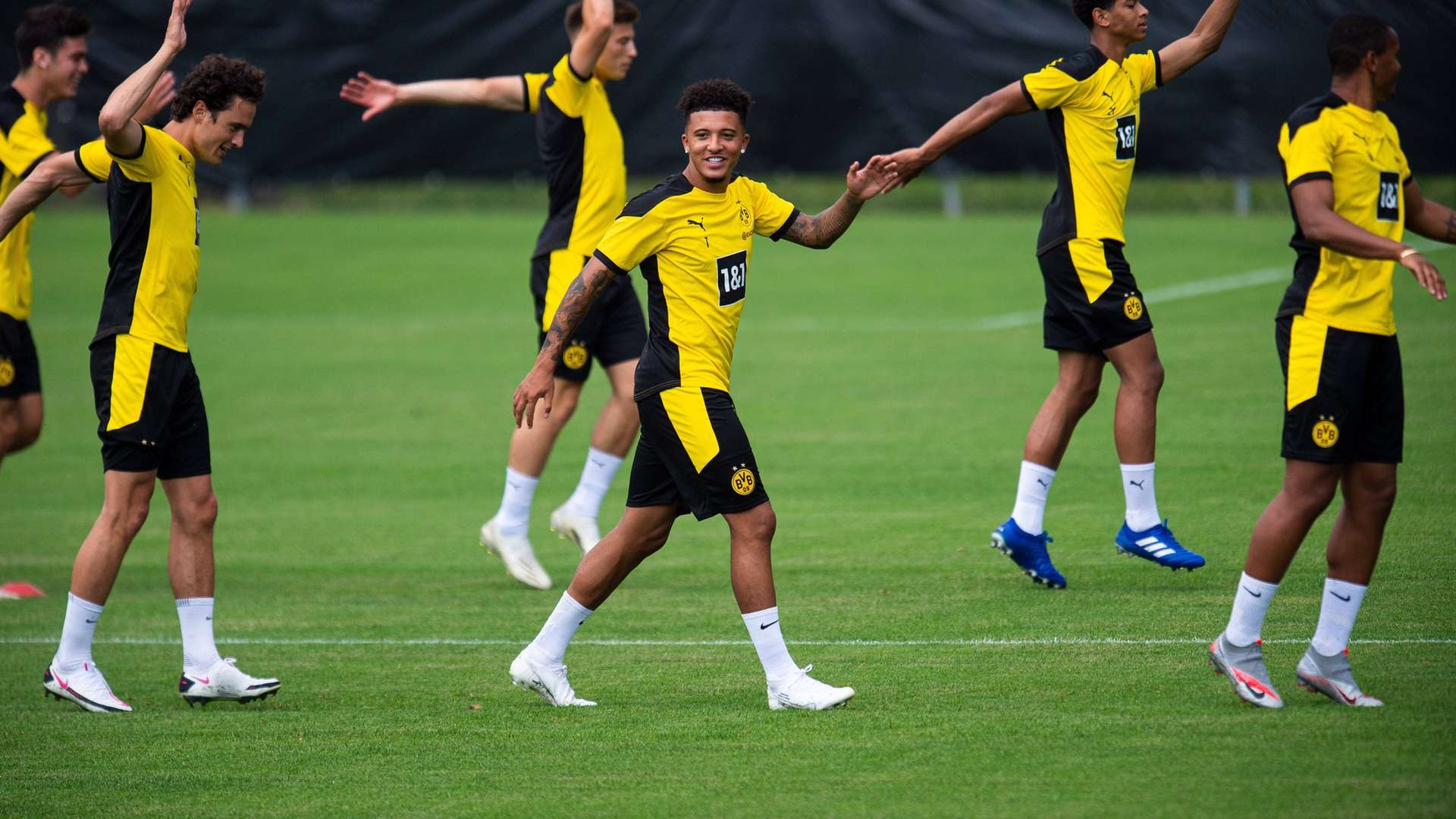 ONLY GERMANY Jadon Sancho Borussia Dortmund 2020
