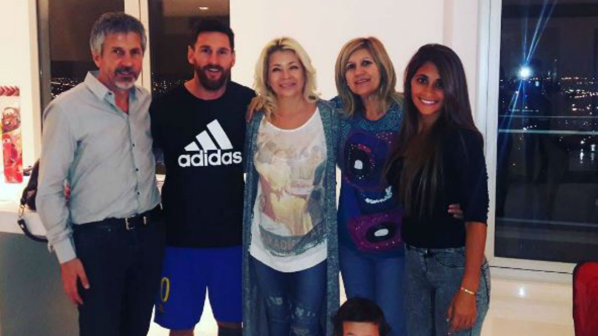 Jorge Messi Lionel Messi Antonella Roccuzzo Celia Messi Dalila