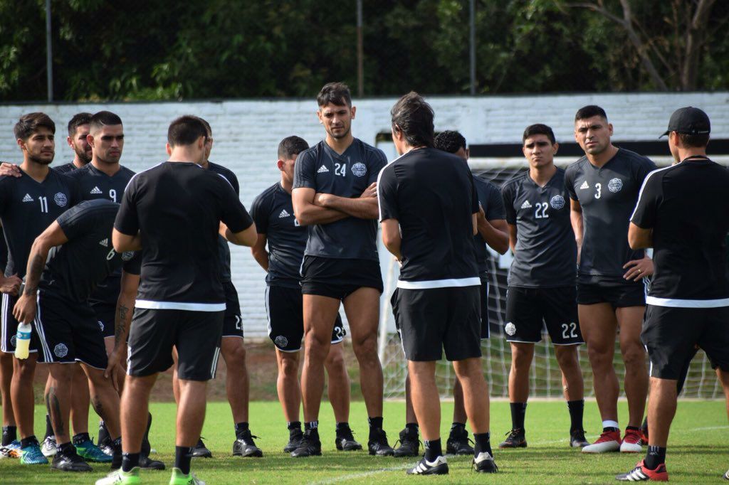 Olimpia Clasico2