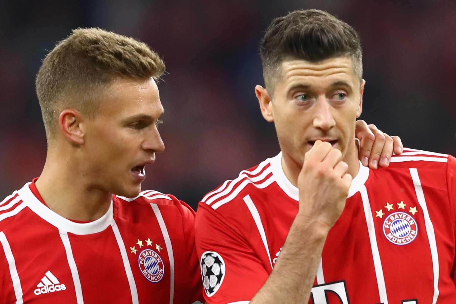 Joshua Kimmich Robert Lewandowski Bayern Munich 11092017