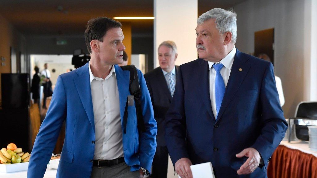 Bánki Erik Csányi Sándor