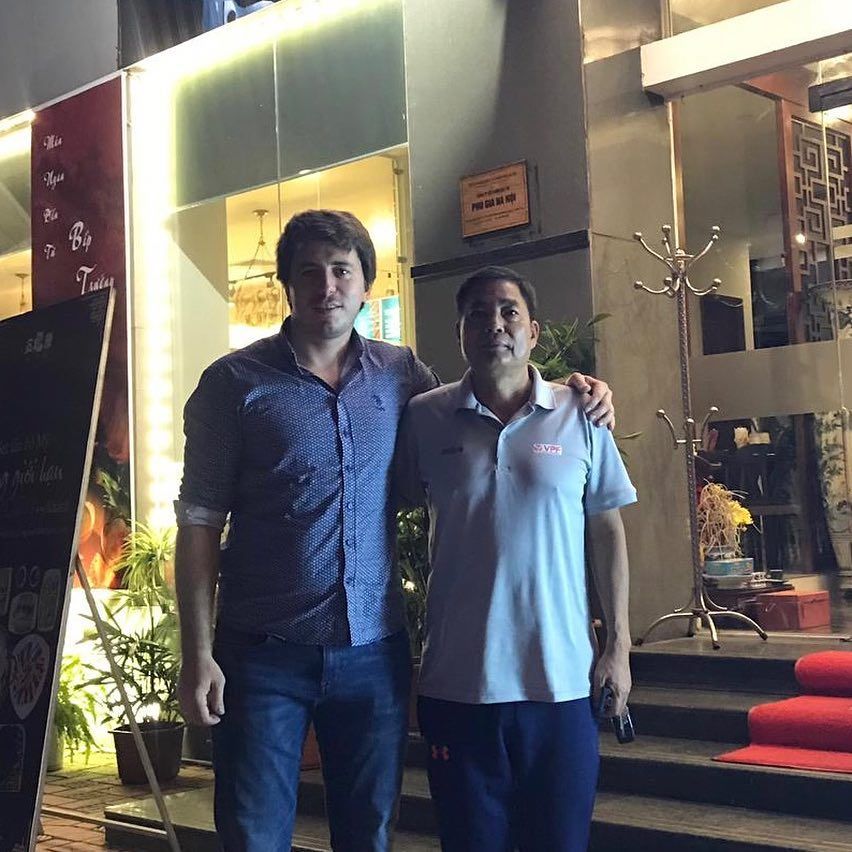 Chủ tịch Trần Mạnh Hùng - Người đại diện Andrey Grushin