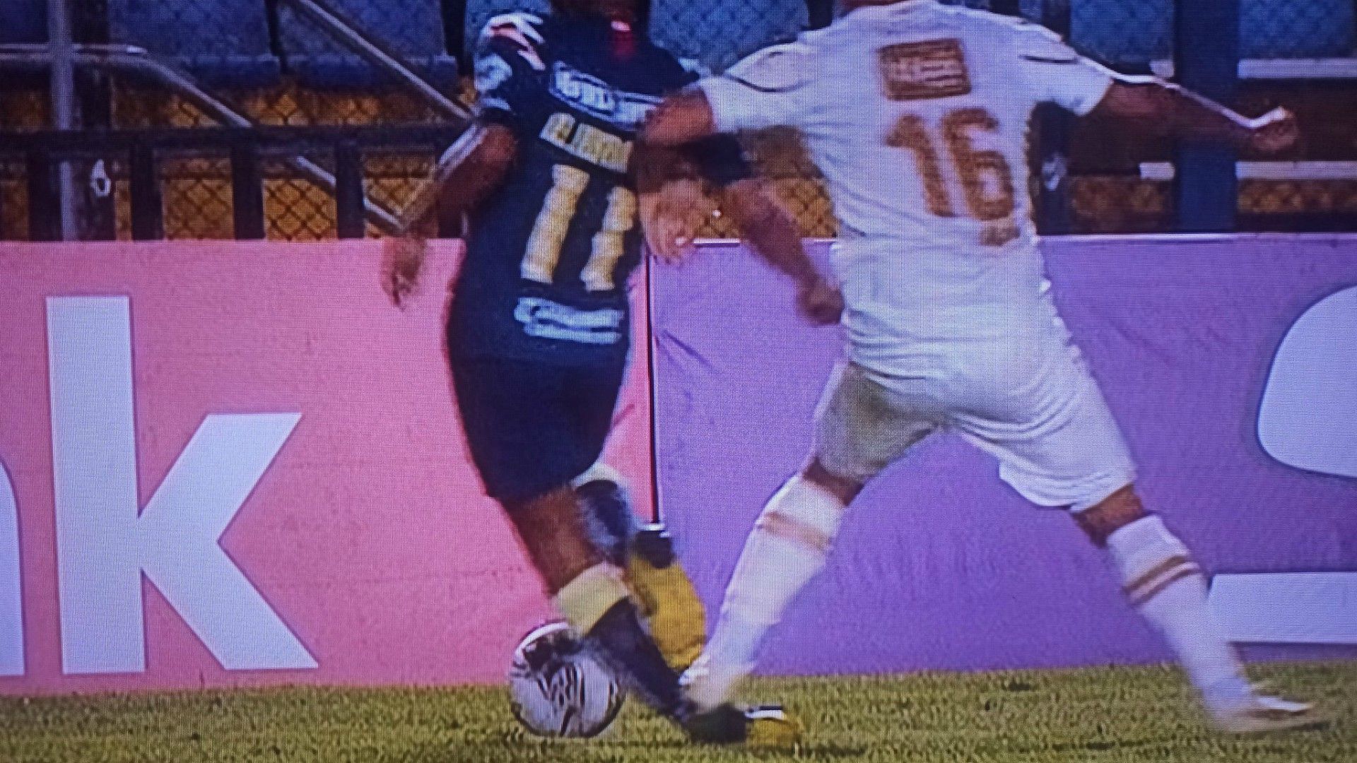 Andrés Ibarguen Plancha América Concachampions