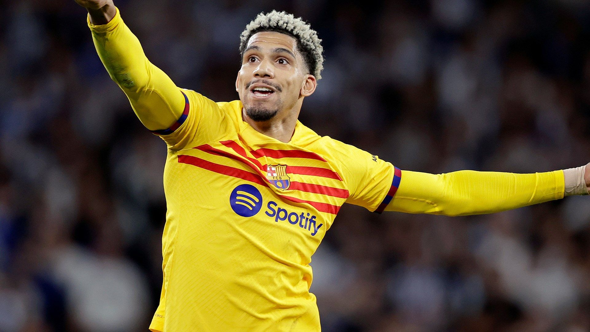 Ronald Araujo Barcelona 2023-24