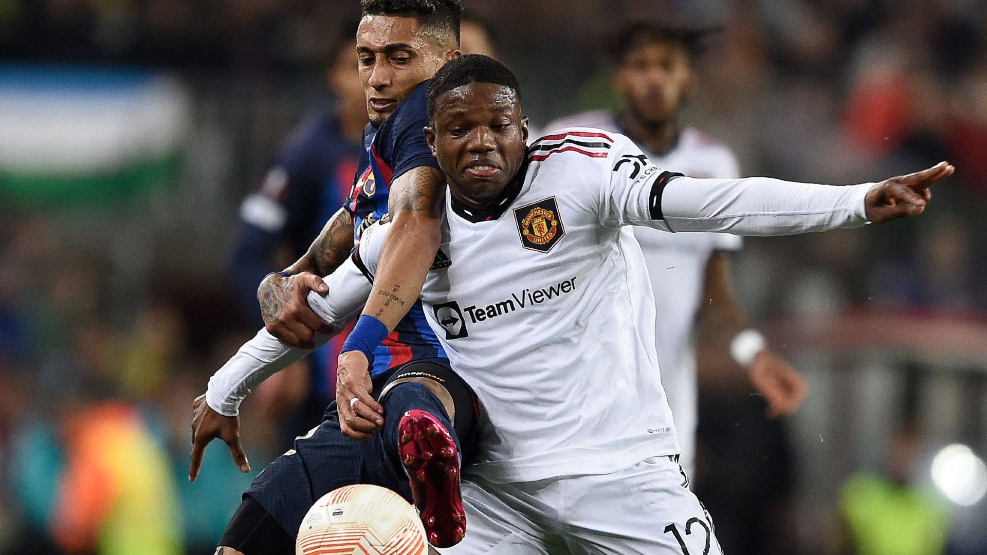 RAPHINHA BARCELONA TYRELL MALACIA MANCHESTER UNITED EUROPA LEAGUE 16022023