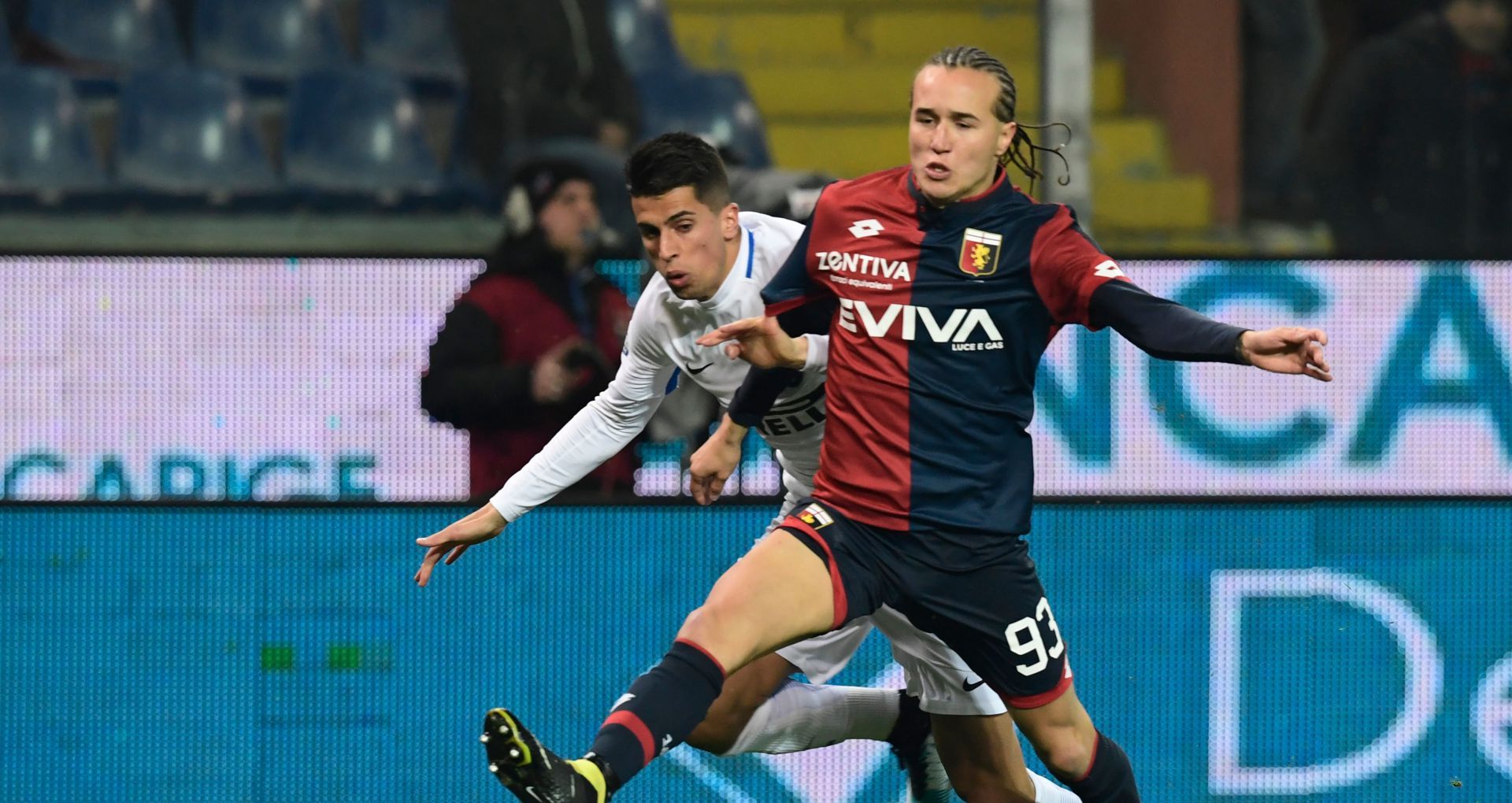 Diego Laxalt Joao Cancelo Genoa Inter Serie A