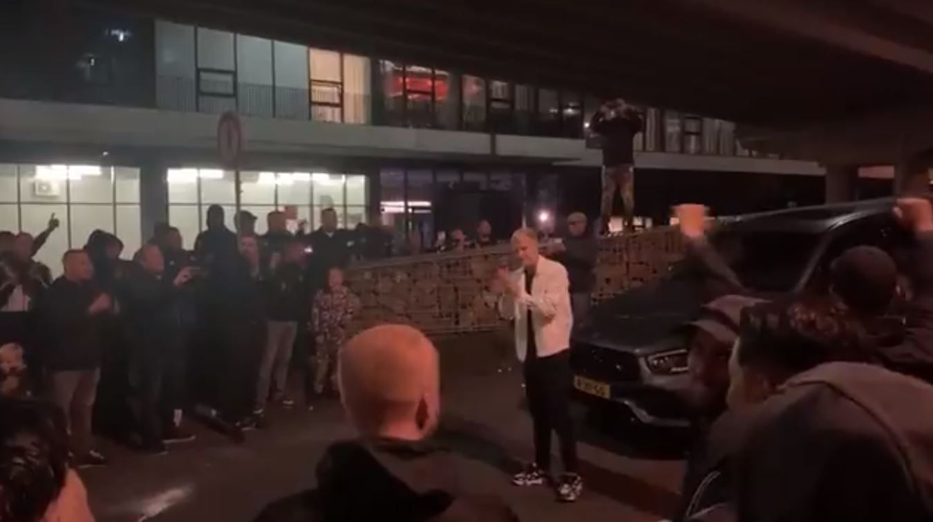 GFX Donny van de Beek Ajax fans