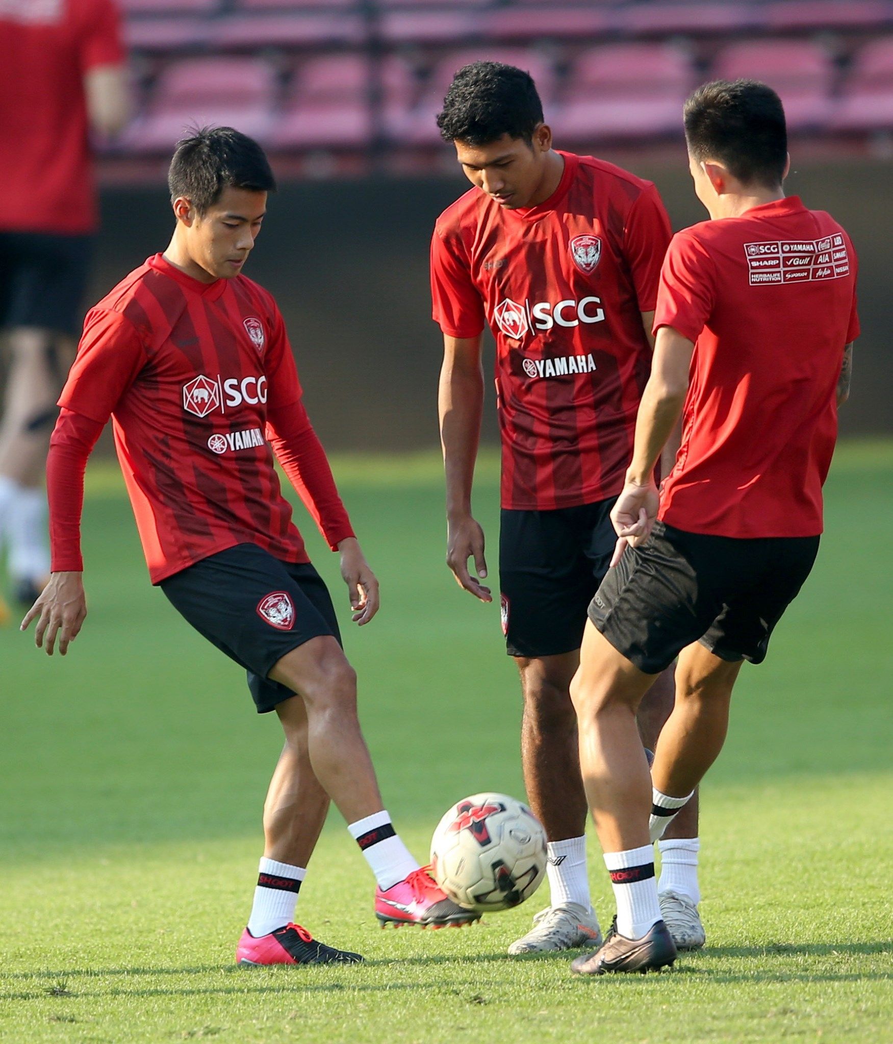 วีระเทพ ป้อมพันธ์