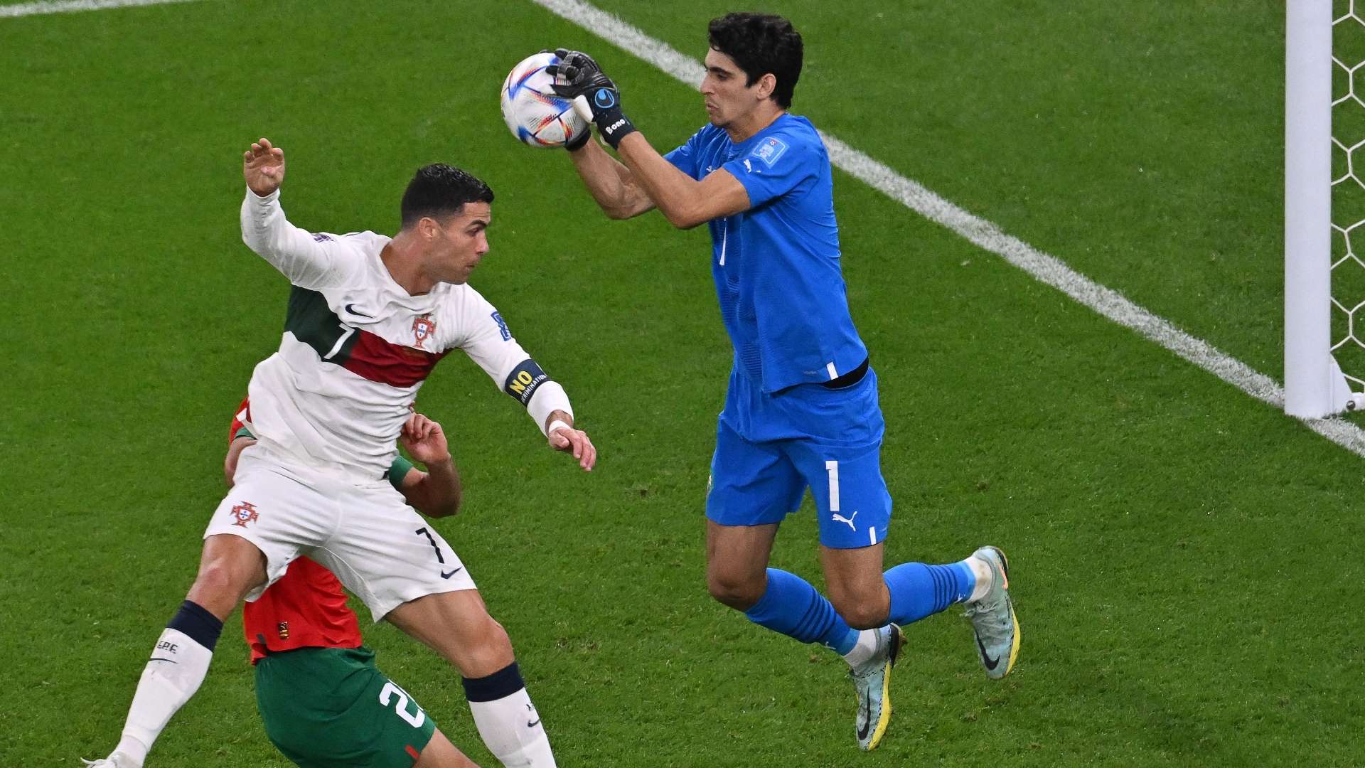 Bono Cristiano Ronaldo Morocco Portugal World Cup 2022
