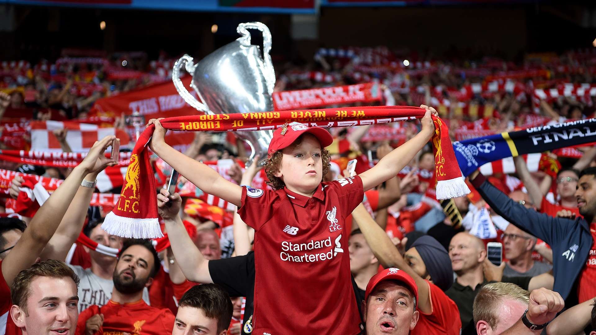 Fans Real Madrid Liverpool Champions League final 26052018