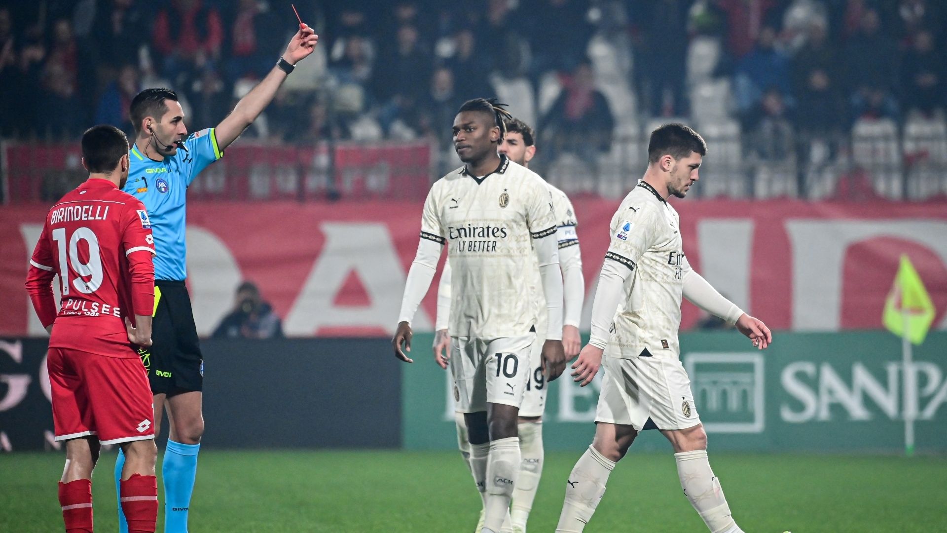 Luka Jovic red card Monza Milan 18022024