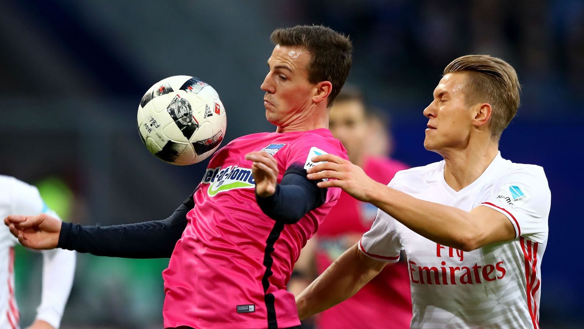 Hamburger SV Hertha BSC Bundesliga 05032017.jpg