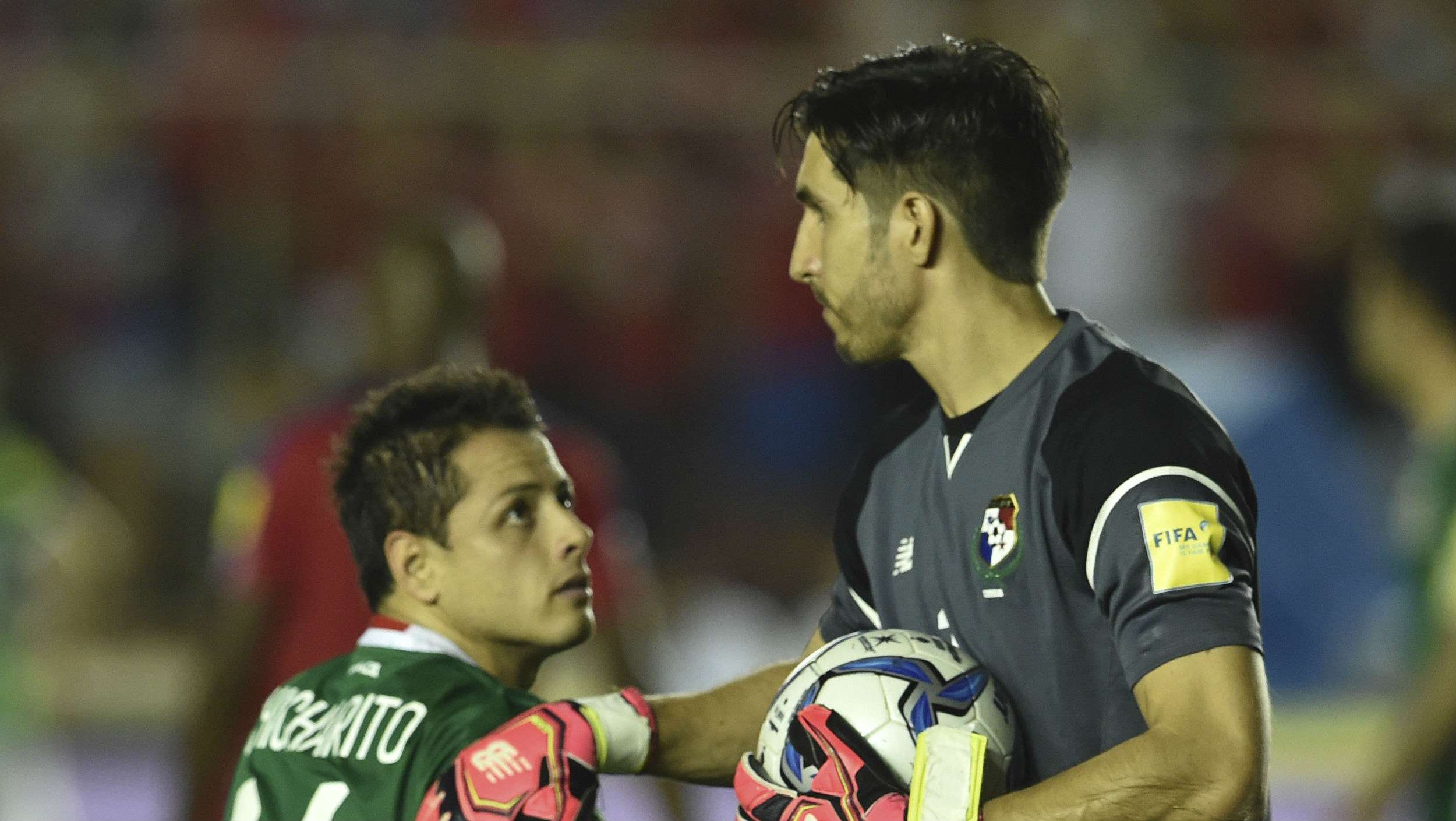 Chicharito Jaime Penedo Mexico Panama 11152016