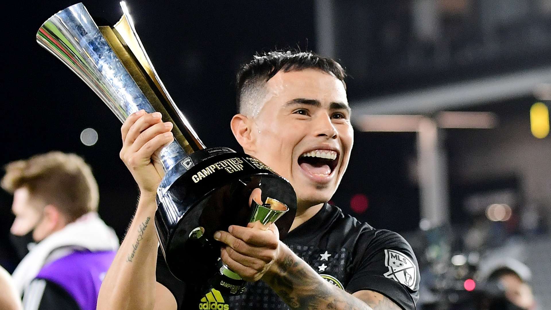 Lucas Zelarayan 2021