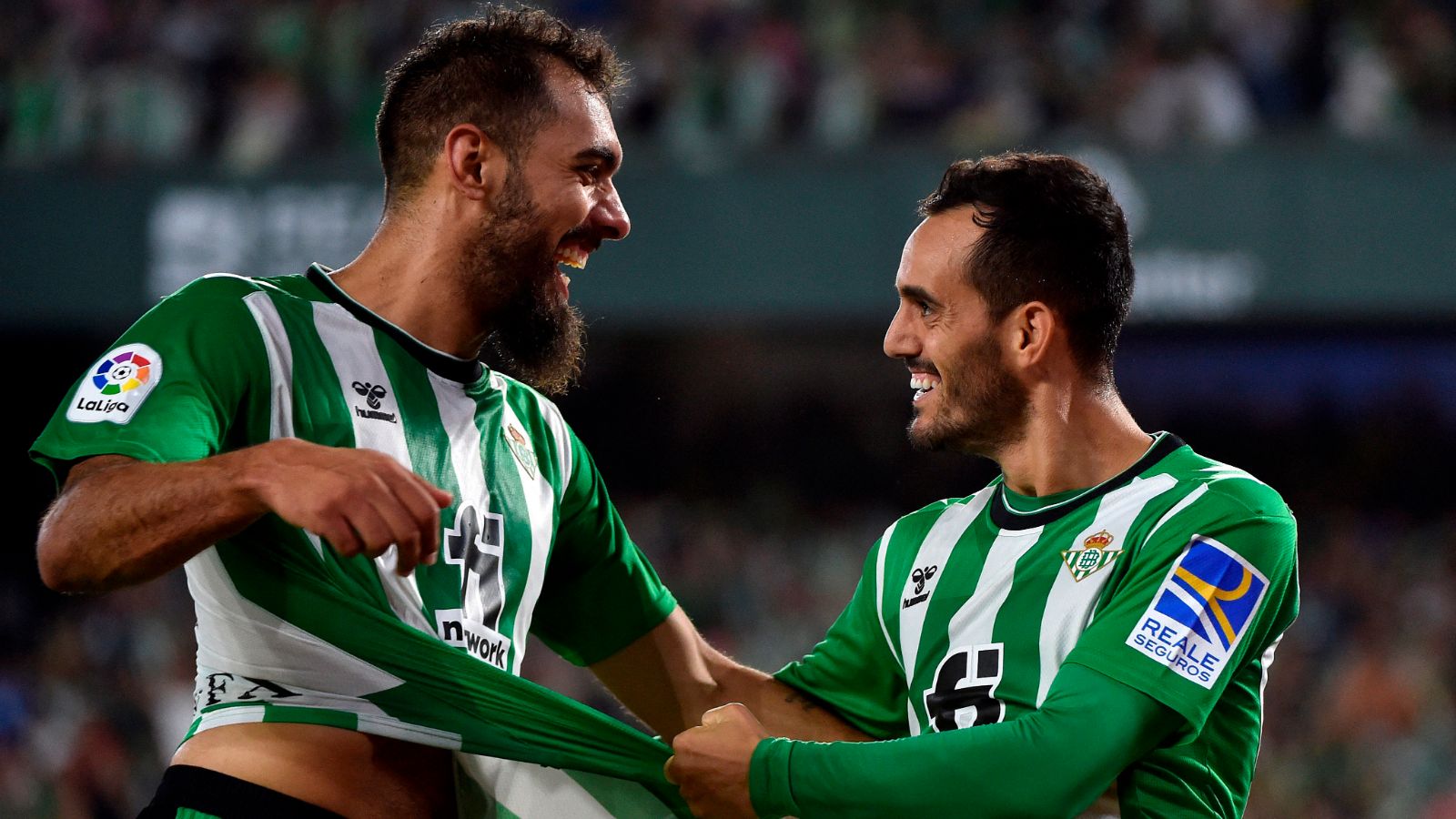 Borja Iglesias Juanmi Betis Elche LaLiga 2022-23