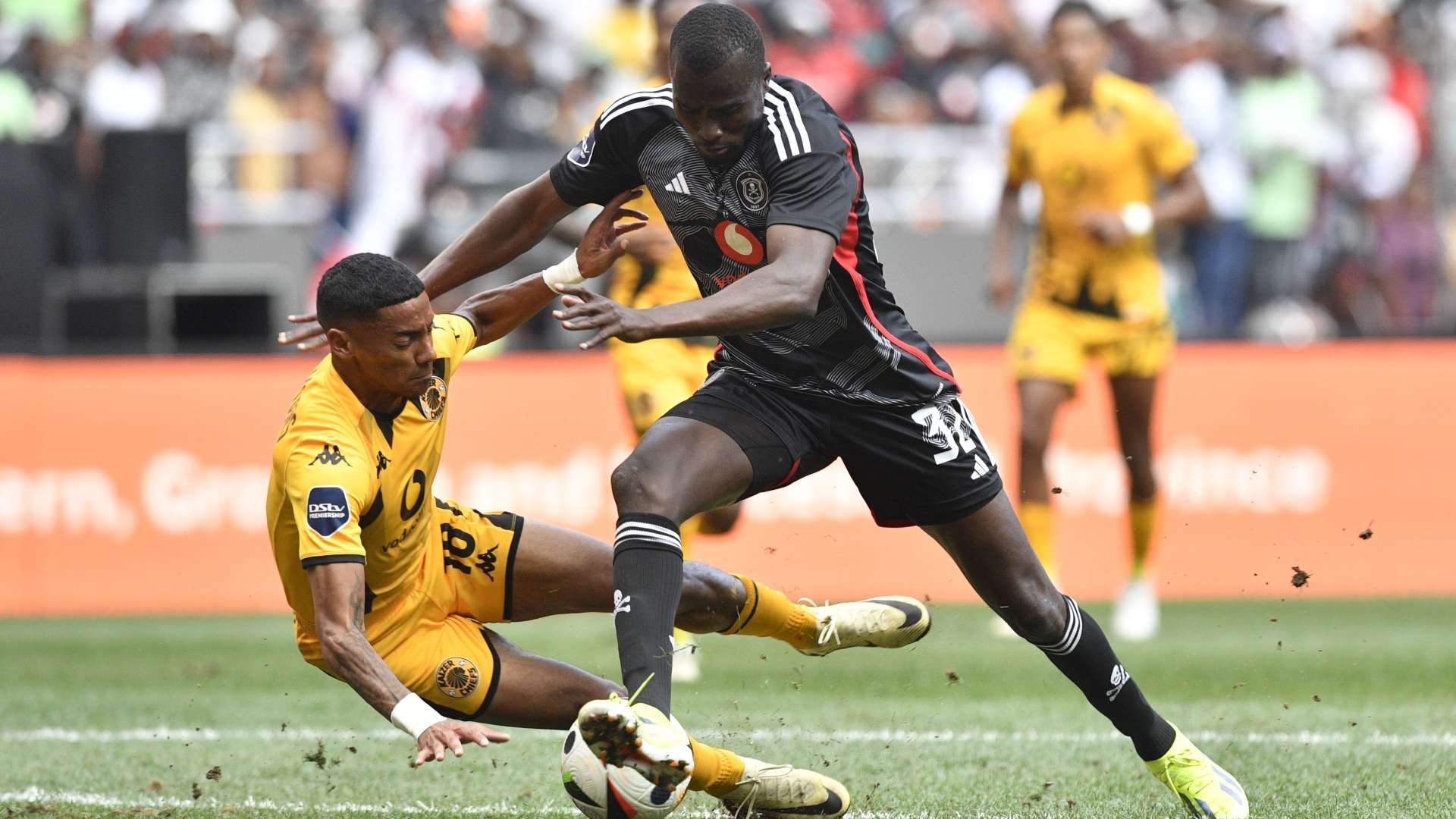 Souaibou Marou and Dillan Solomons, Orlando Pirates vs Kaizer Chiefs