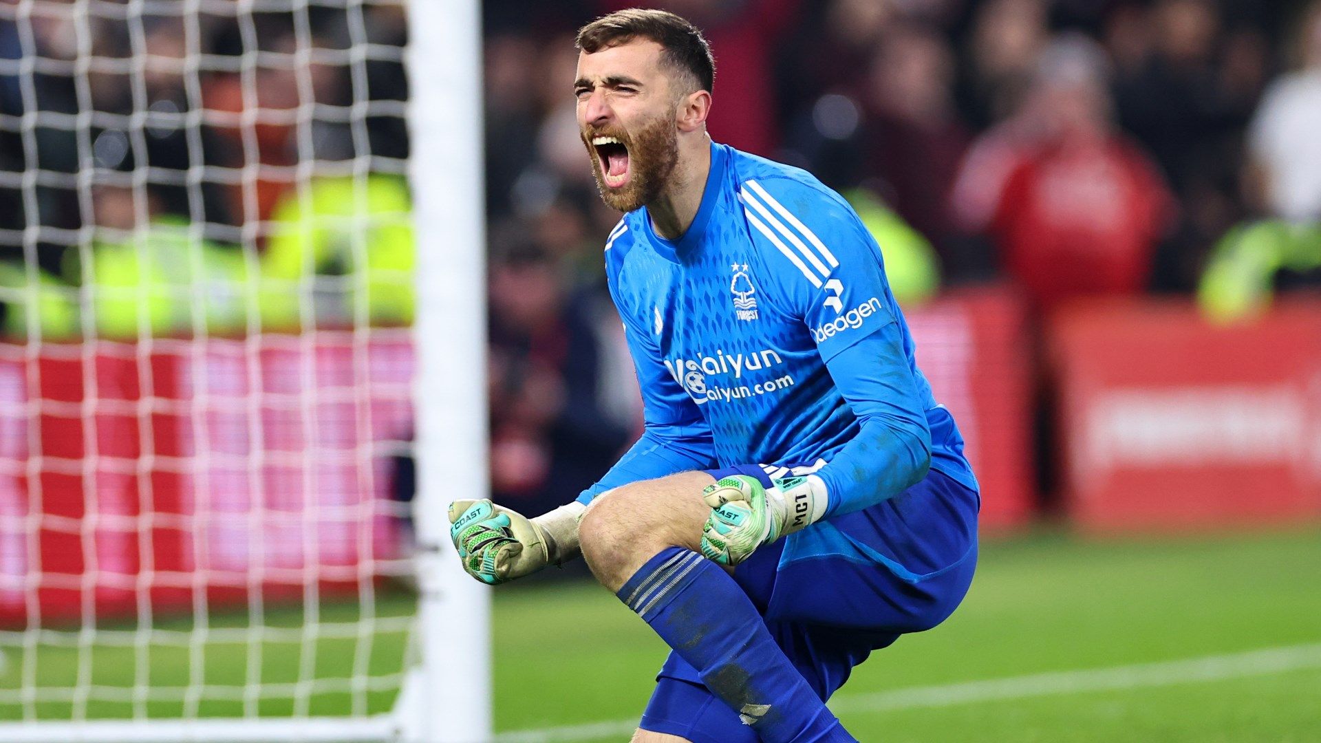 Matt Turner Nottingham Forest 2023-24