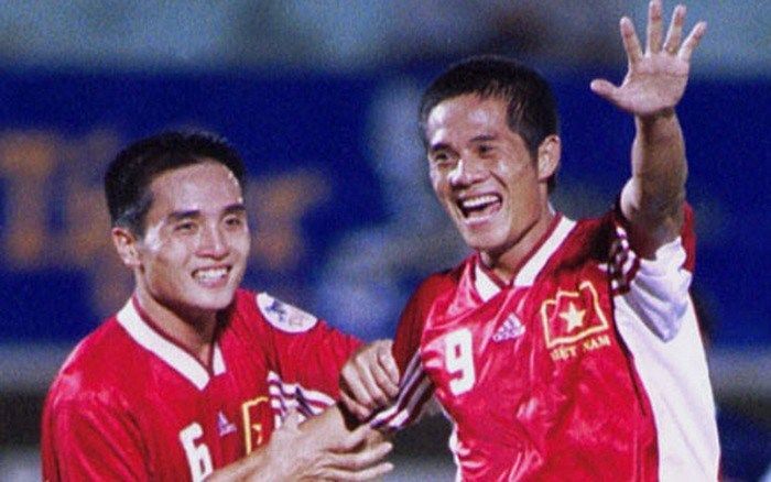 Việt Nam Lào AFF 2000