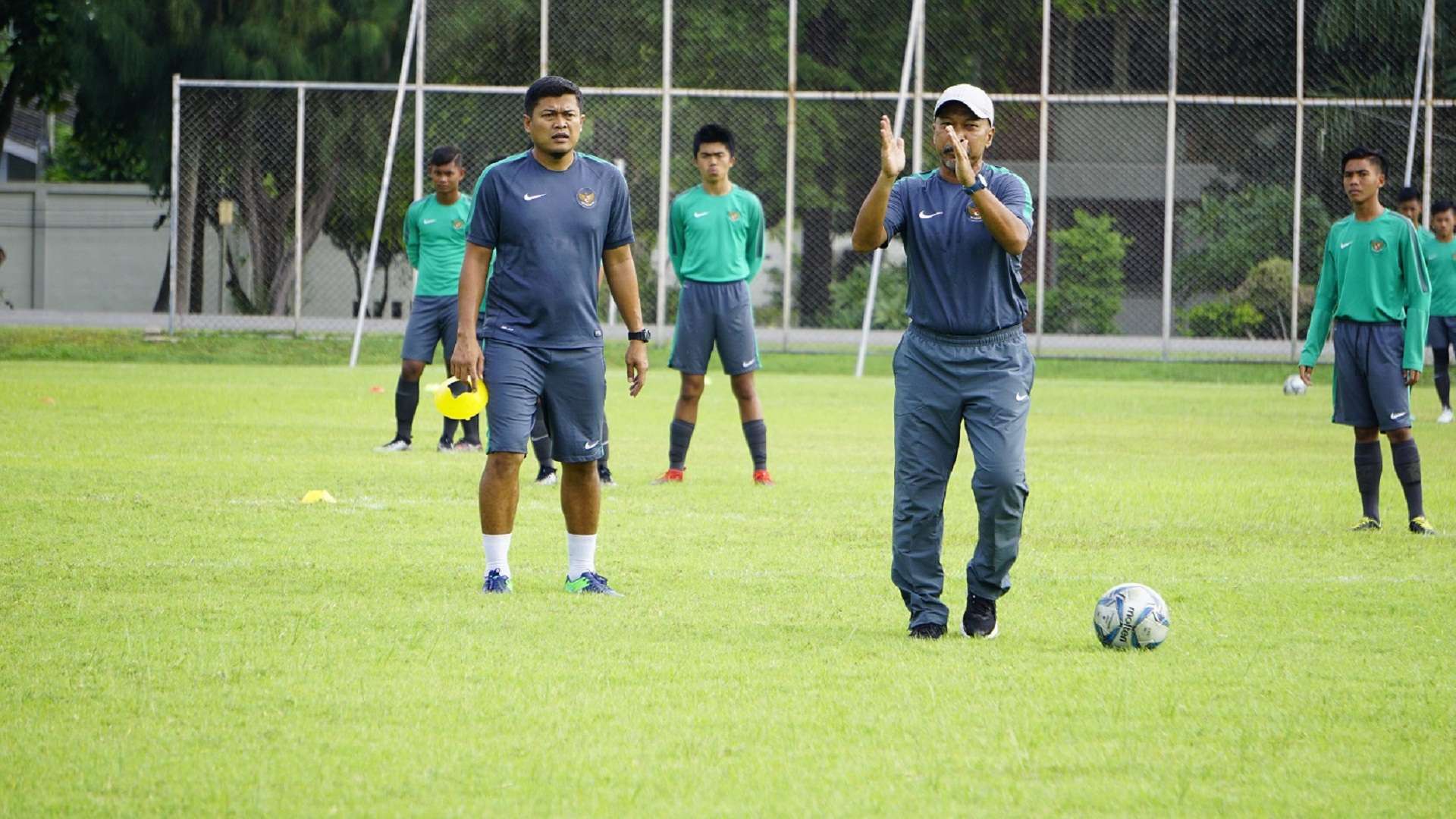 Fakhri Husaini - Pelatih Timnas Indonesia U-16