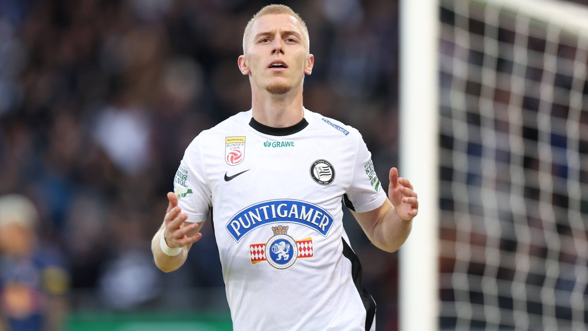 the rejoicing of Mika Biereth (Sturm)