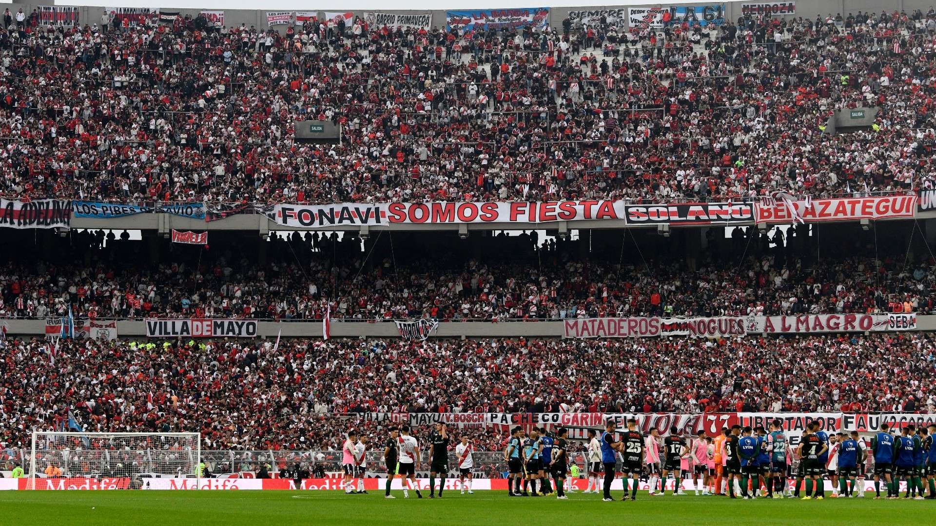 River Hinchas Monumental Torneo Liga Profesional 03062023
