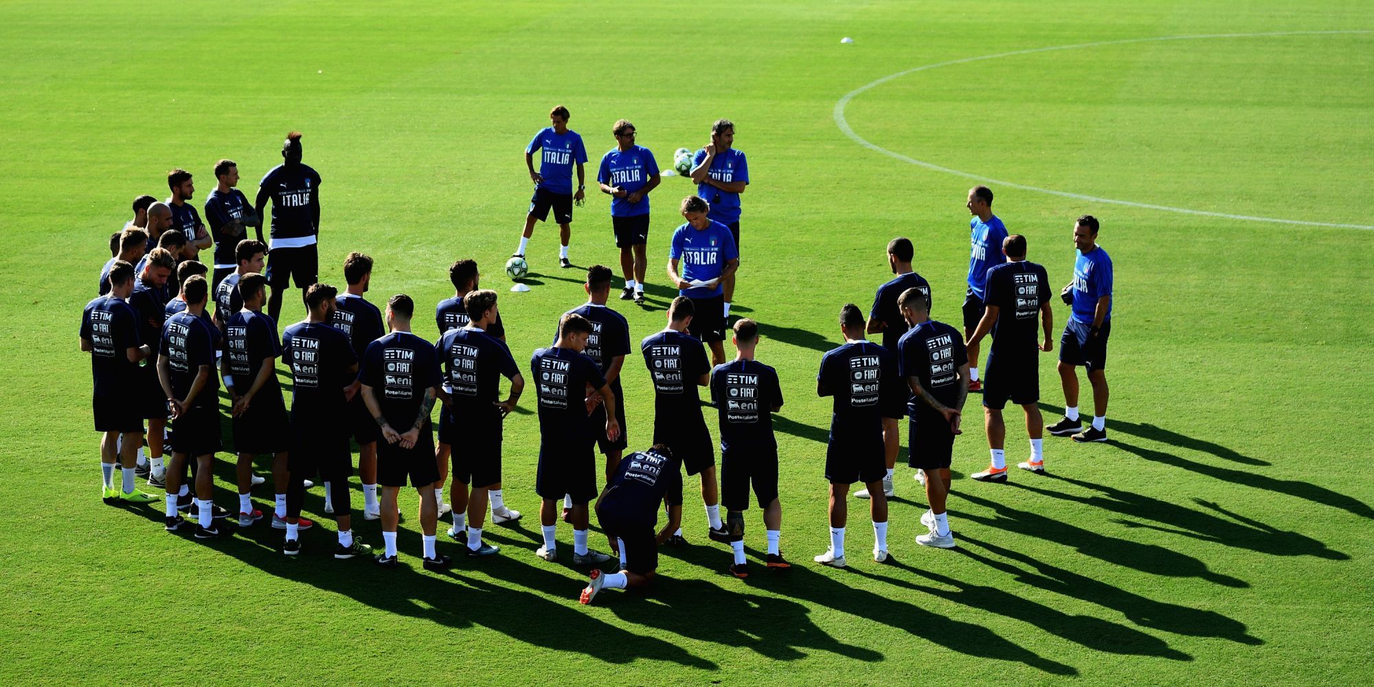Roberto Mancini Italy training