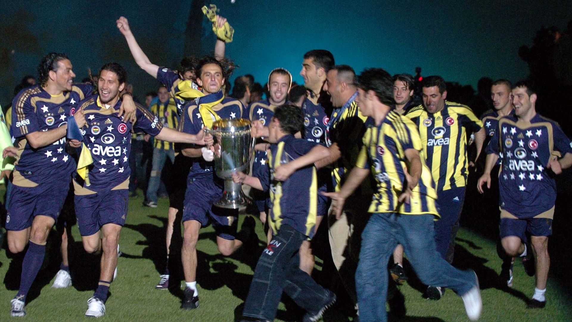 Fenerbahçe 2005 şampiyonluğu