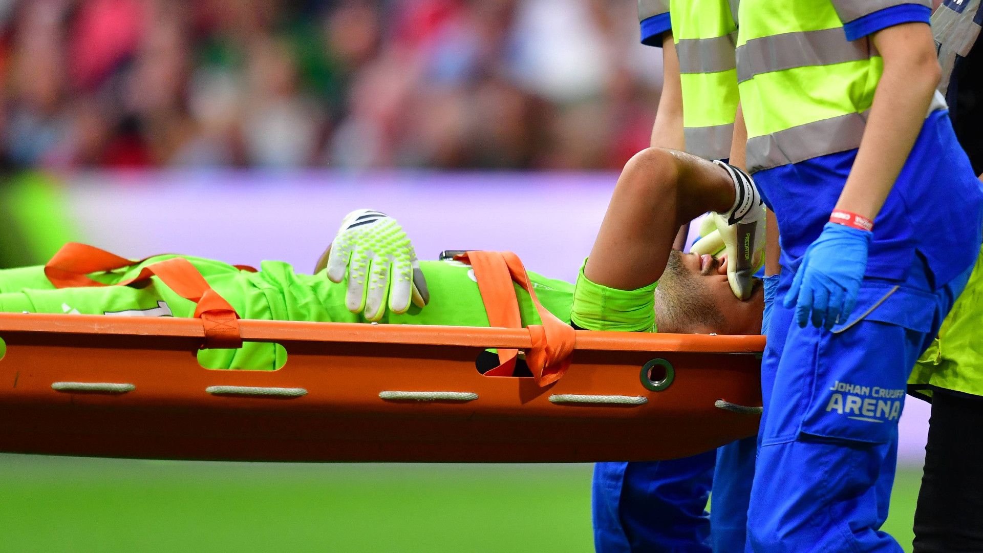 GERMANY ONLY: GERONIMO RULLI AJAX