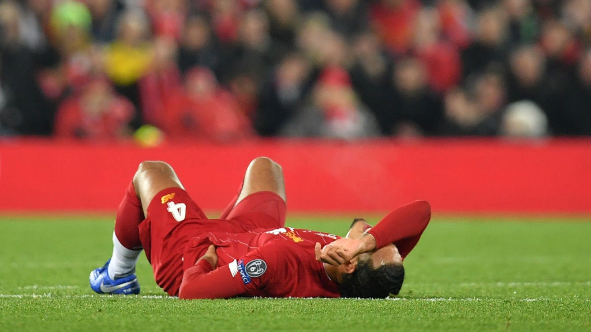 foto de la lesión de van dijk everton liverpool