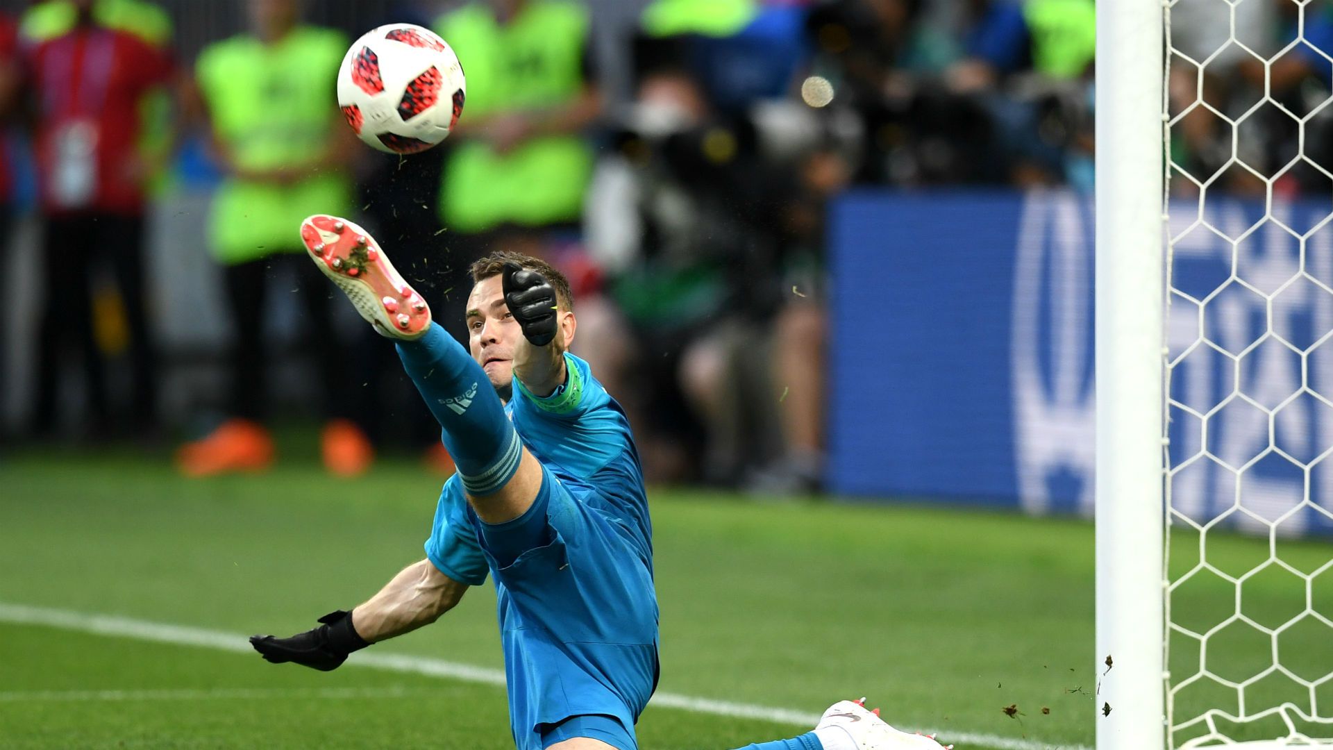 Igor Akinfeev Russia Spain