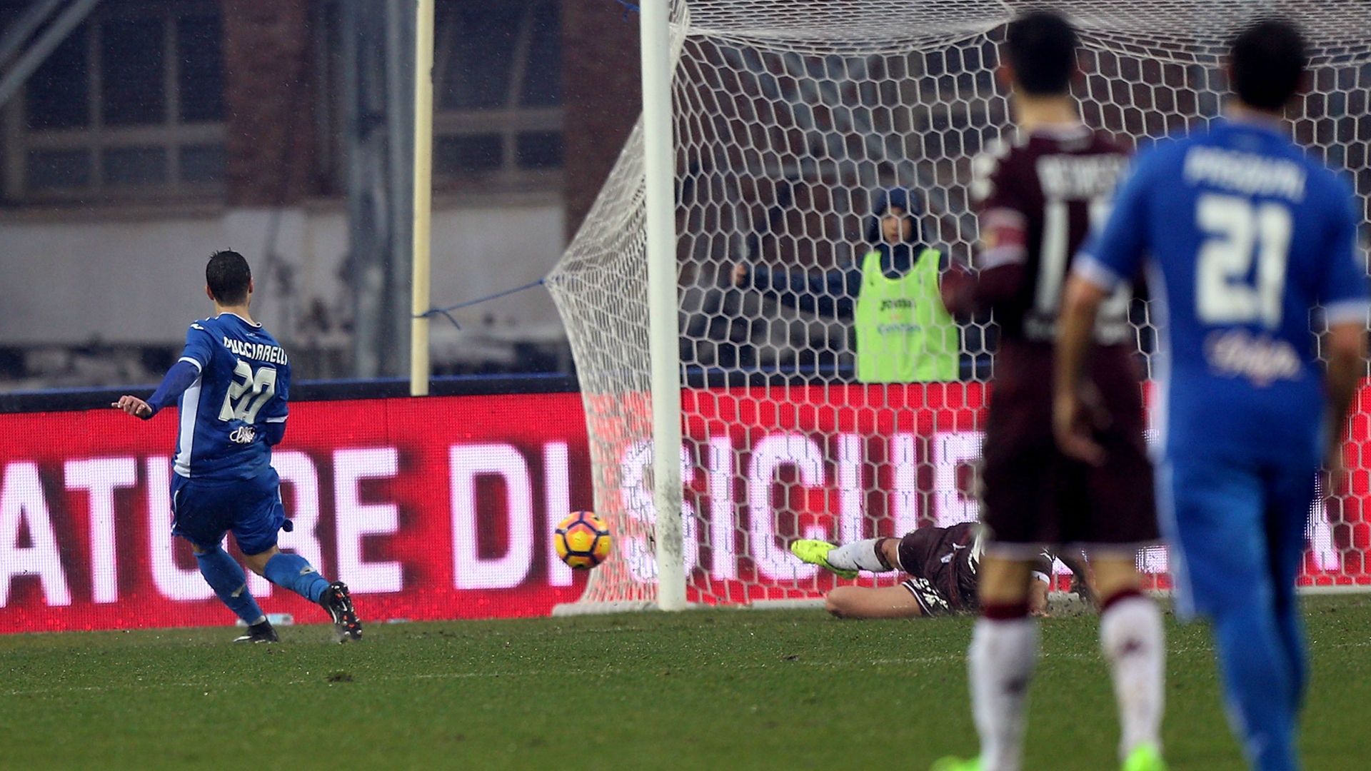 Manuel Pucciarelli scoring Empoli Torino Serie A 05022017