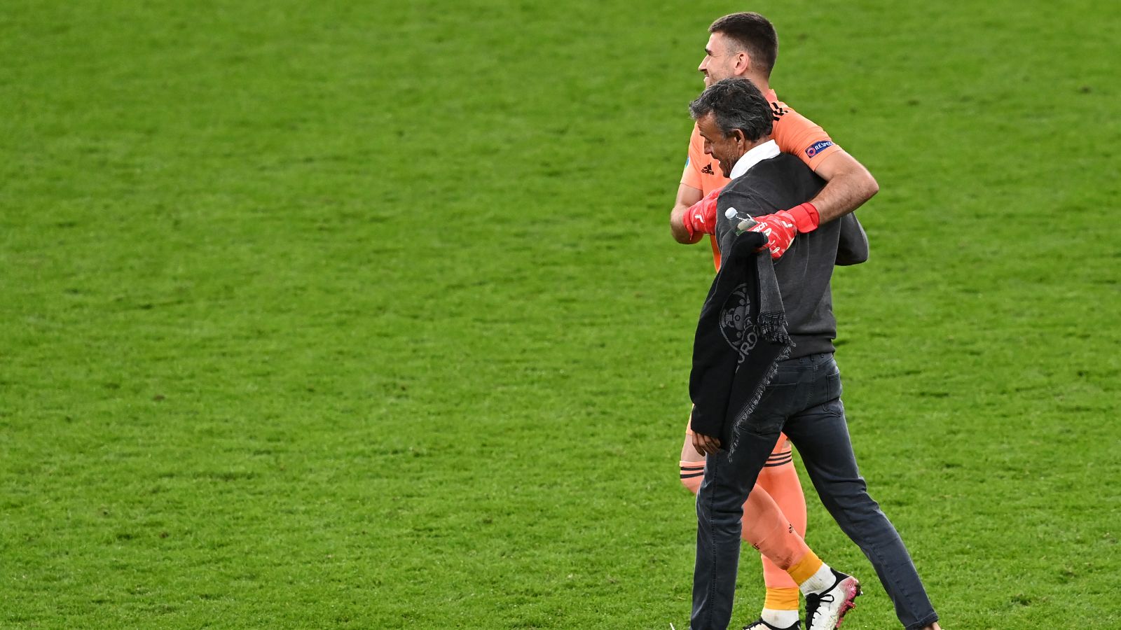 Unai Simón y Luis Enrique, España vs. Italia