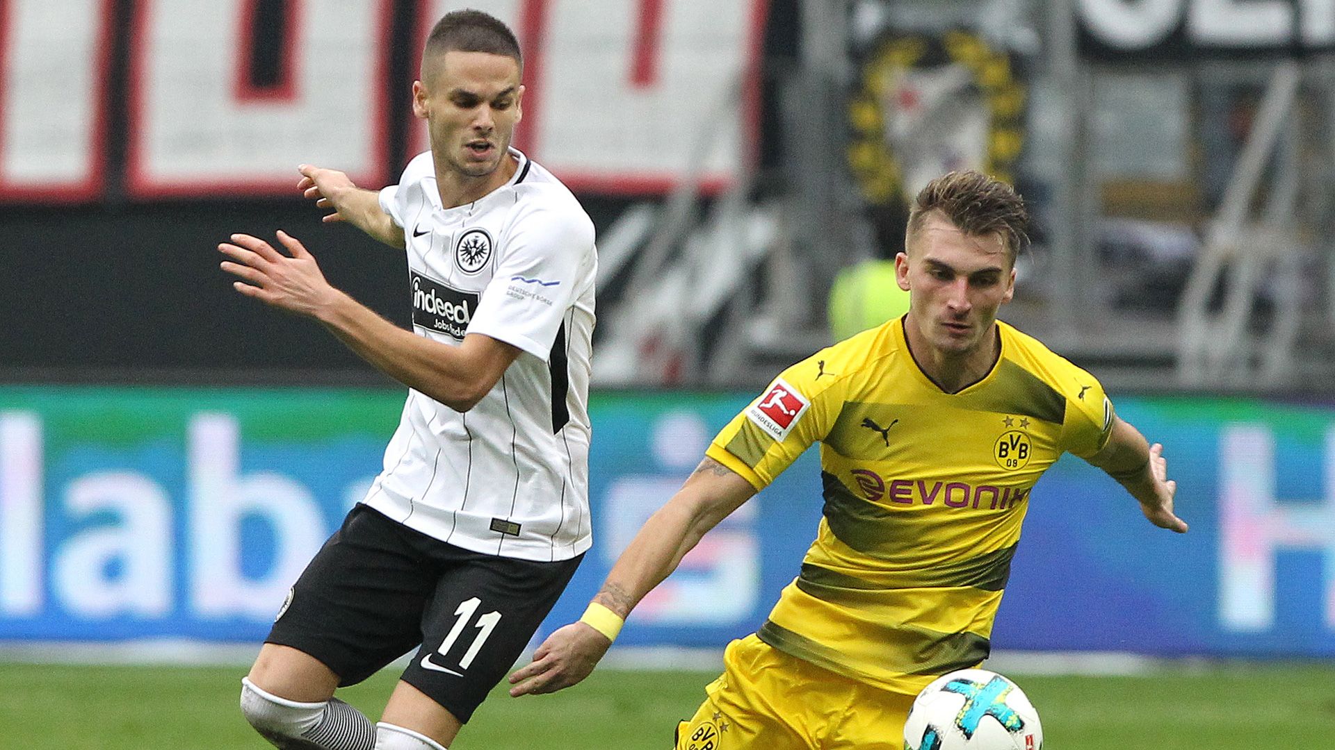 Mijat Gacinovic Eintracht Frankfurt Maximilian Philipp Borussia Dortmund 2017