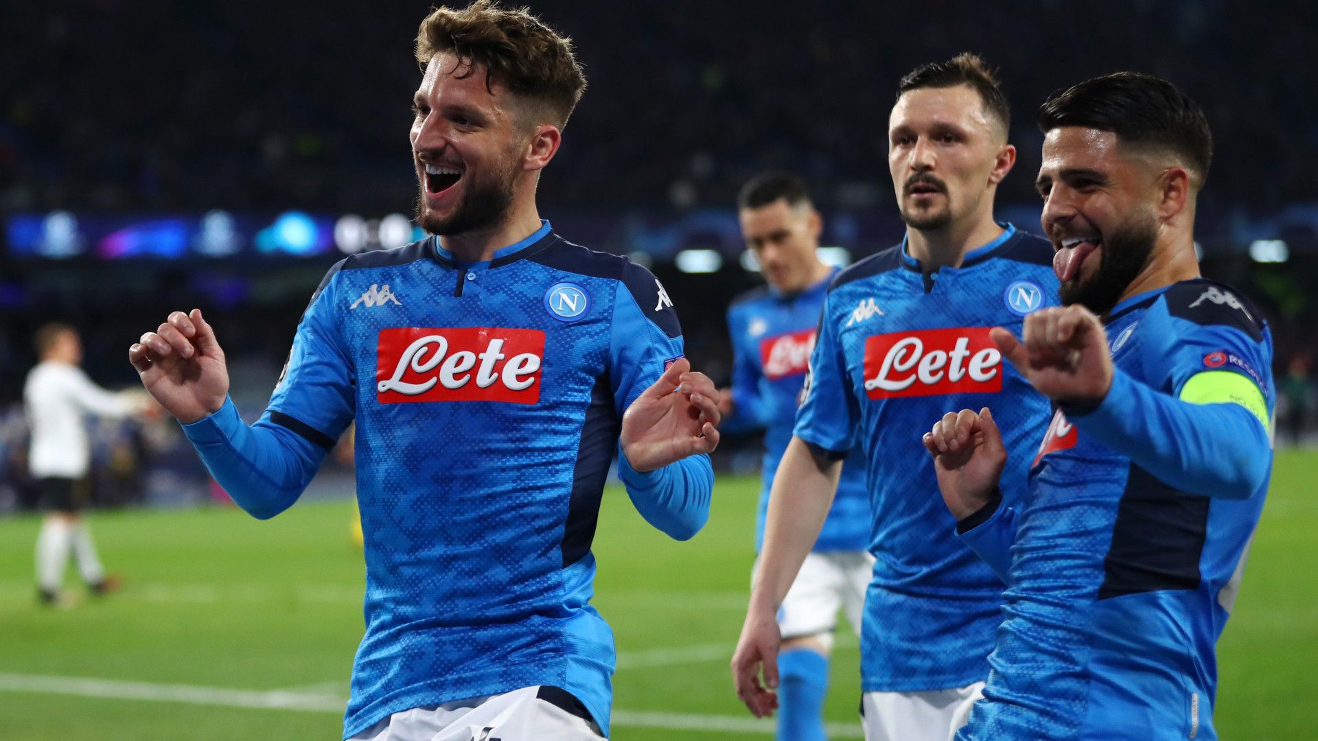 Mertens Napoli Barcelona celebrating