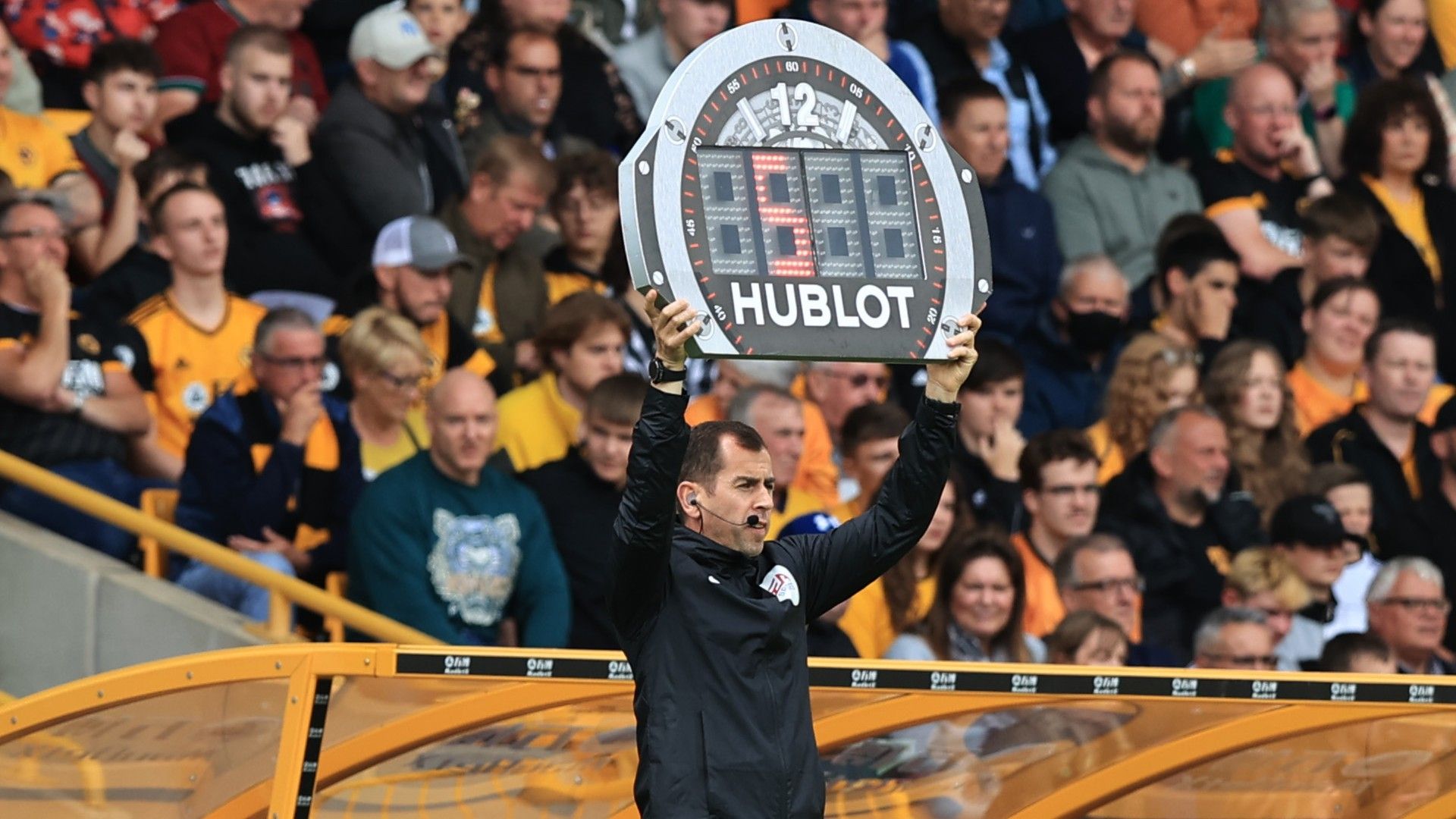 Premier League substitution 