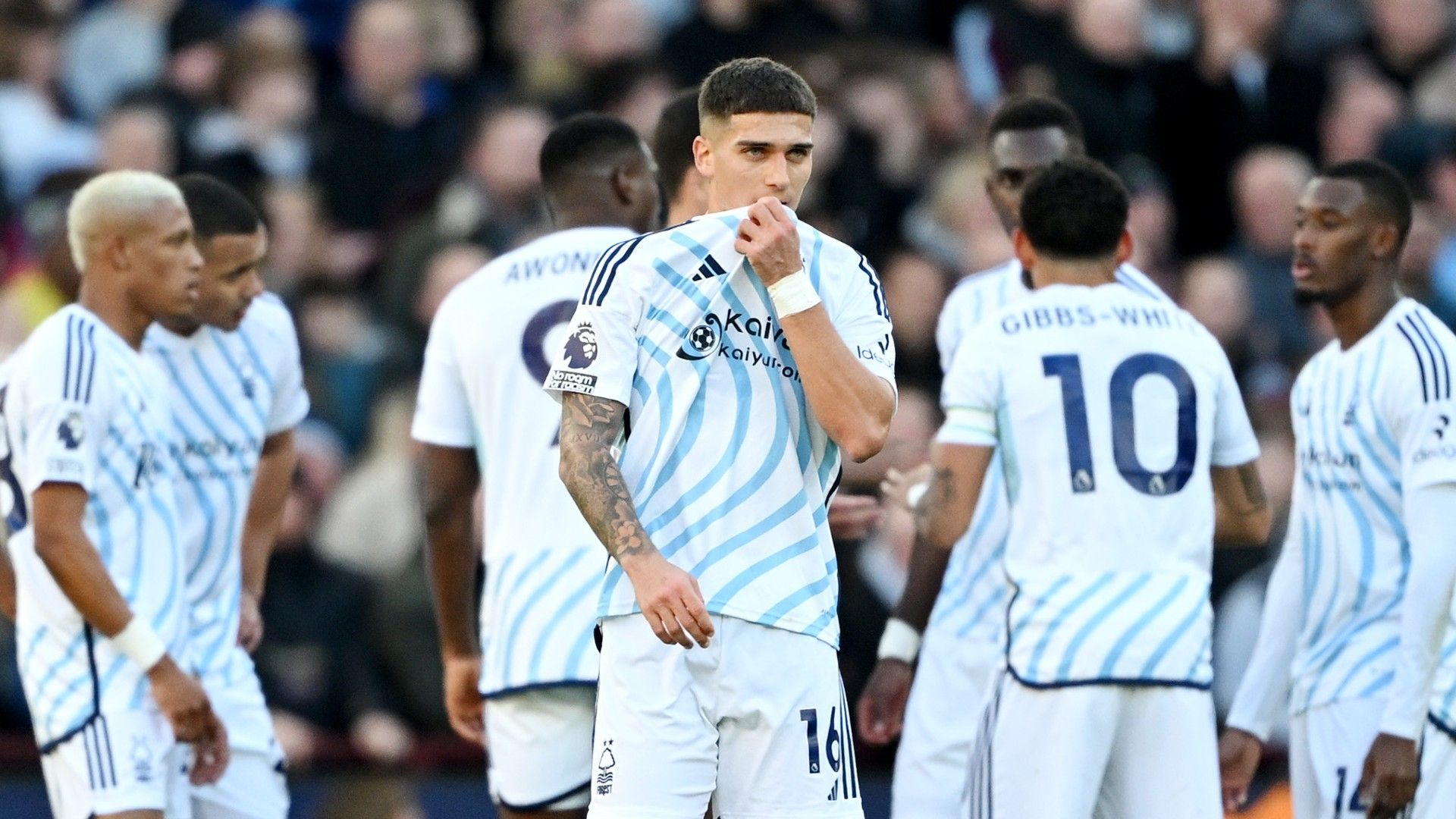 Dominguez Nottingham Forest 2024