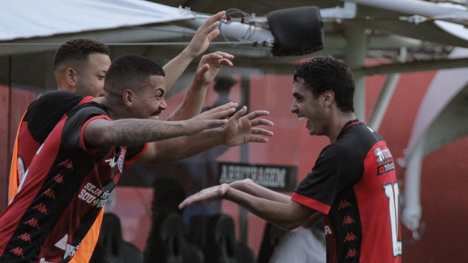 Vitória Thiago Carleto Alisson Farias