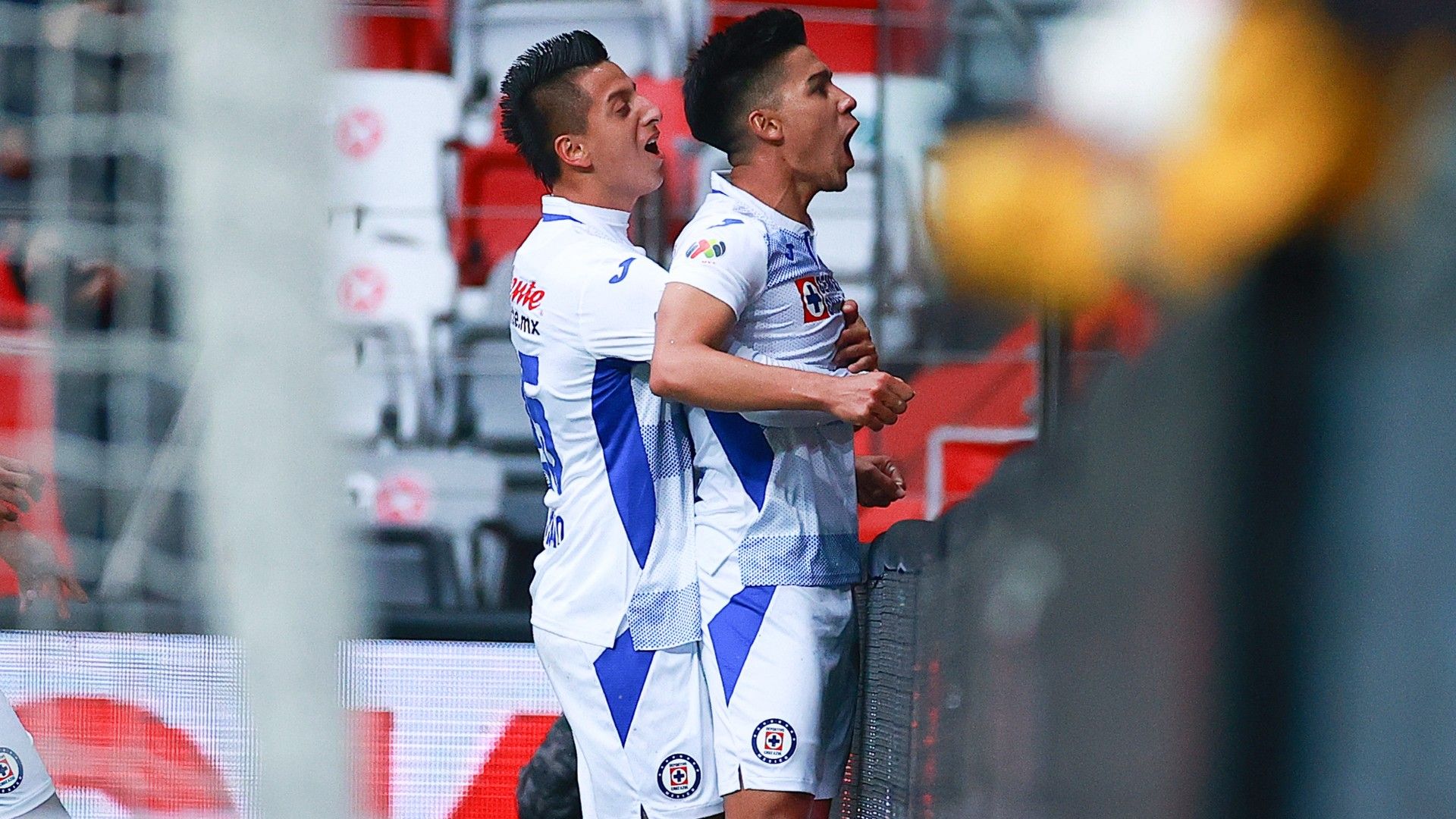 Pol Fernández Roberto Alvarado Cruz Azul Guardianes 2021