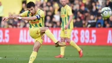 Leo Dubois Nantes Angers Ligue 1 17122017.jpg