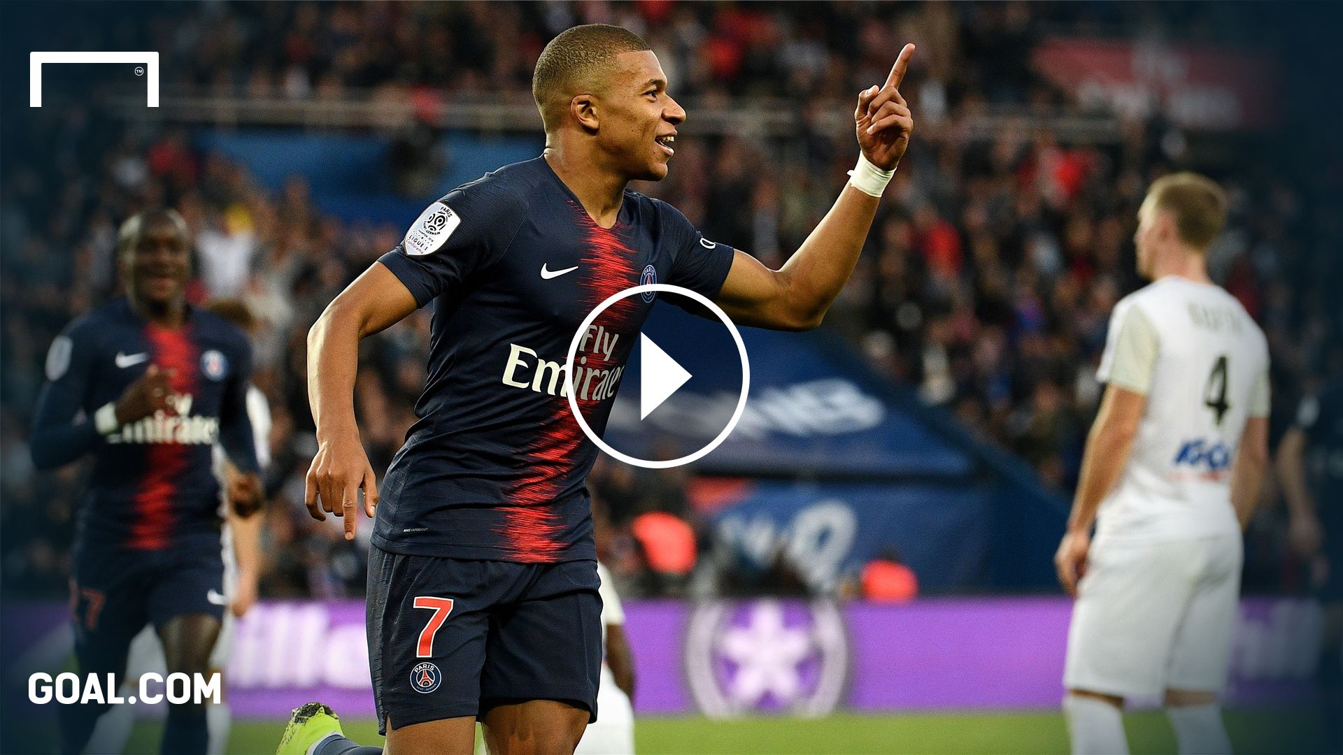 GFX Playbutton Kylian Mbappe PSG 20102018