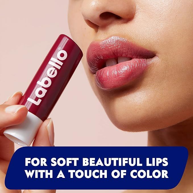 بلسم شفاه مرطب للعناية بالشفاه  بنكهة توت من لابيلو