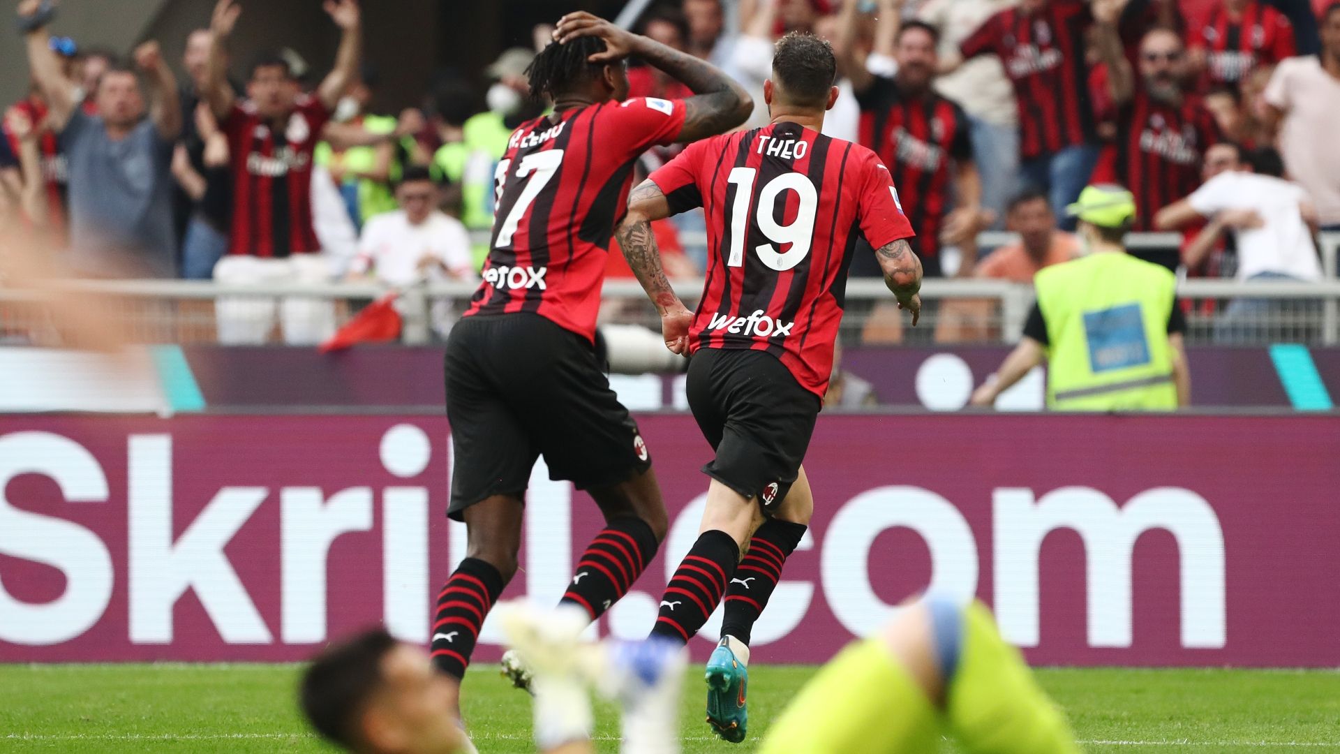 Theo Hernandez Rafael Leao Milan