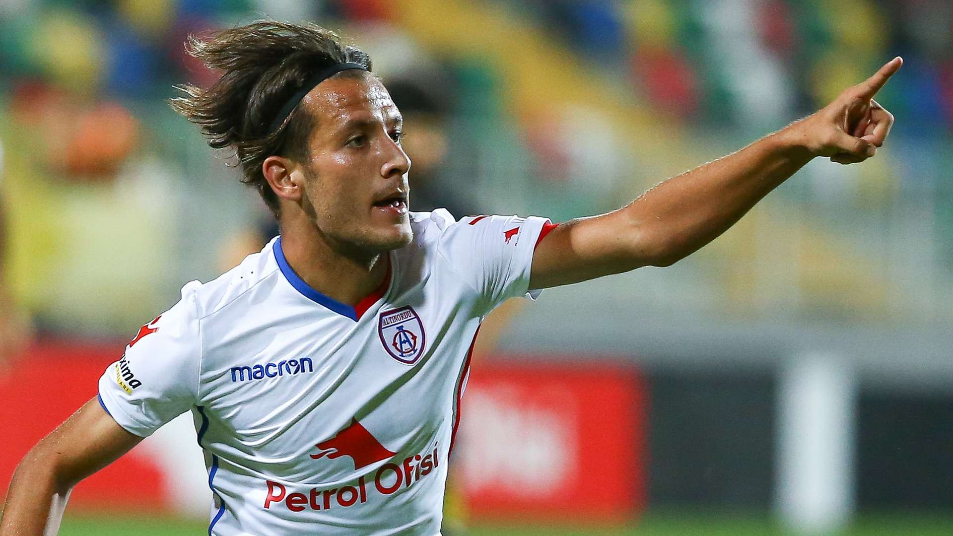 Alican Ozfesli Altinordu