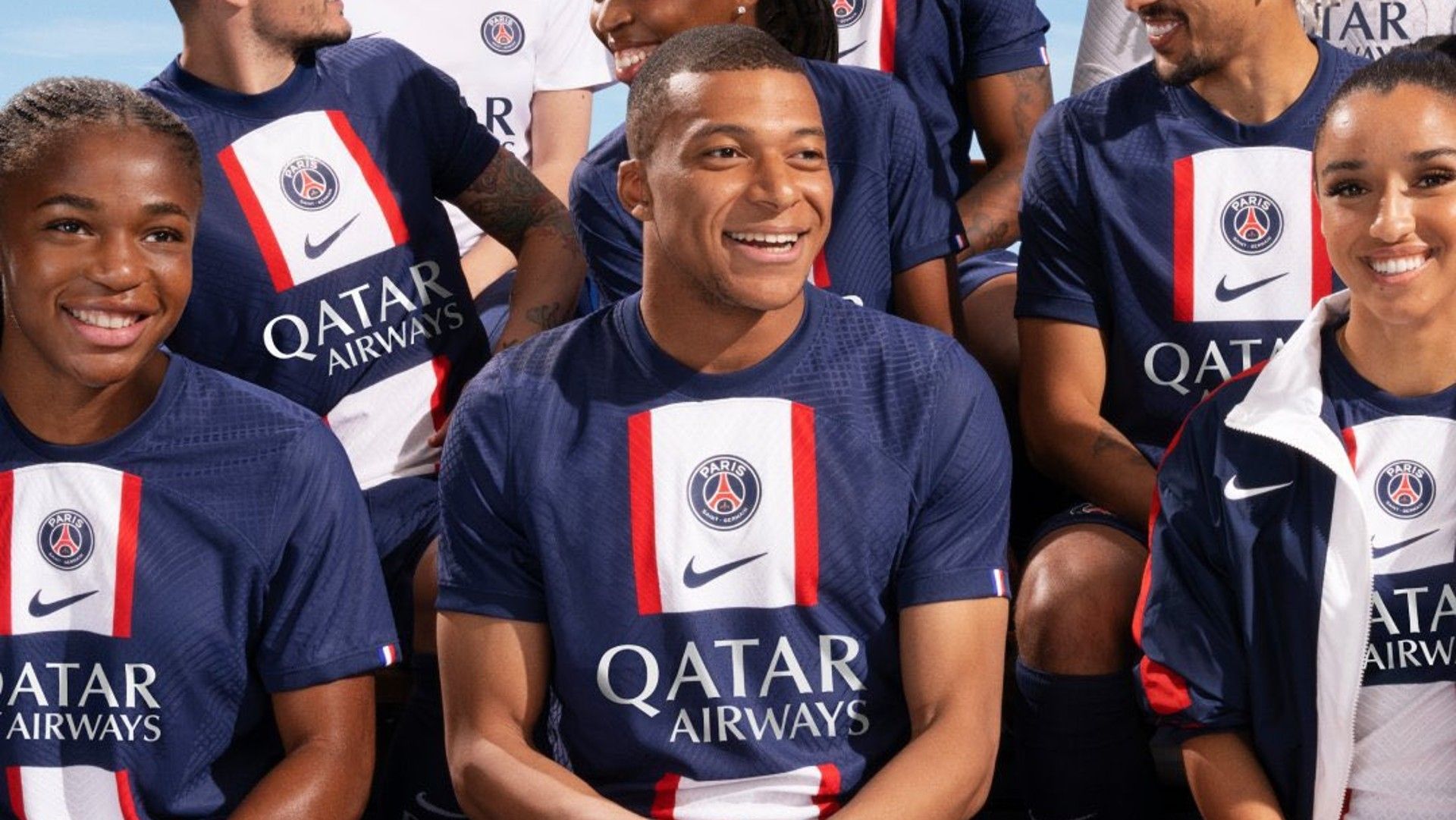 Kylian Mbappe PSG kit 2022-23