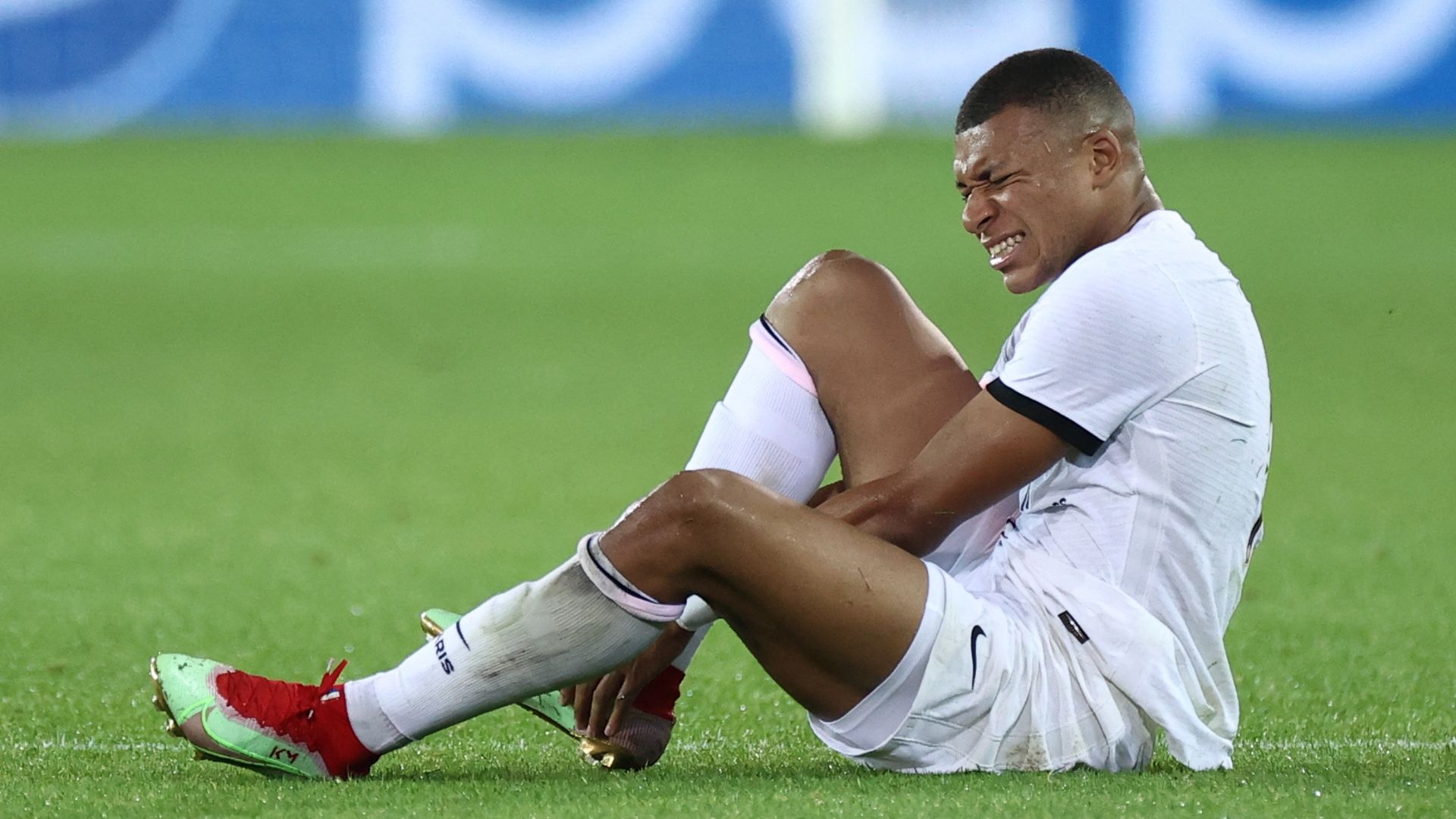 Kylian Mbappe injury, PSG UCL