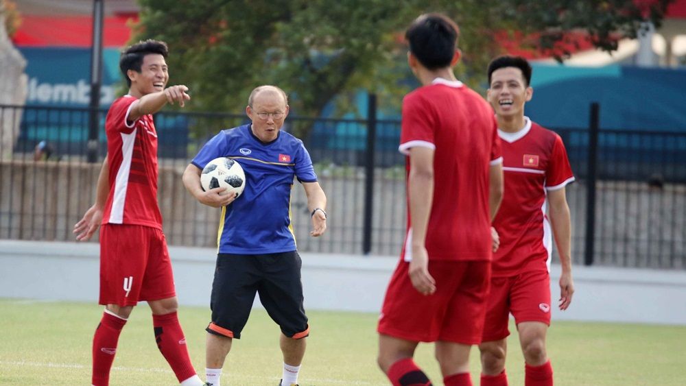 Olympic Việt Nam tập luyện chiều 25/8