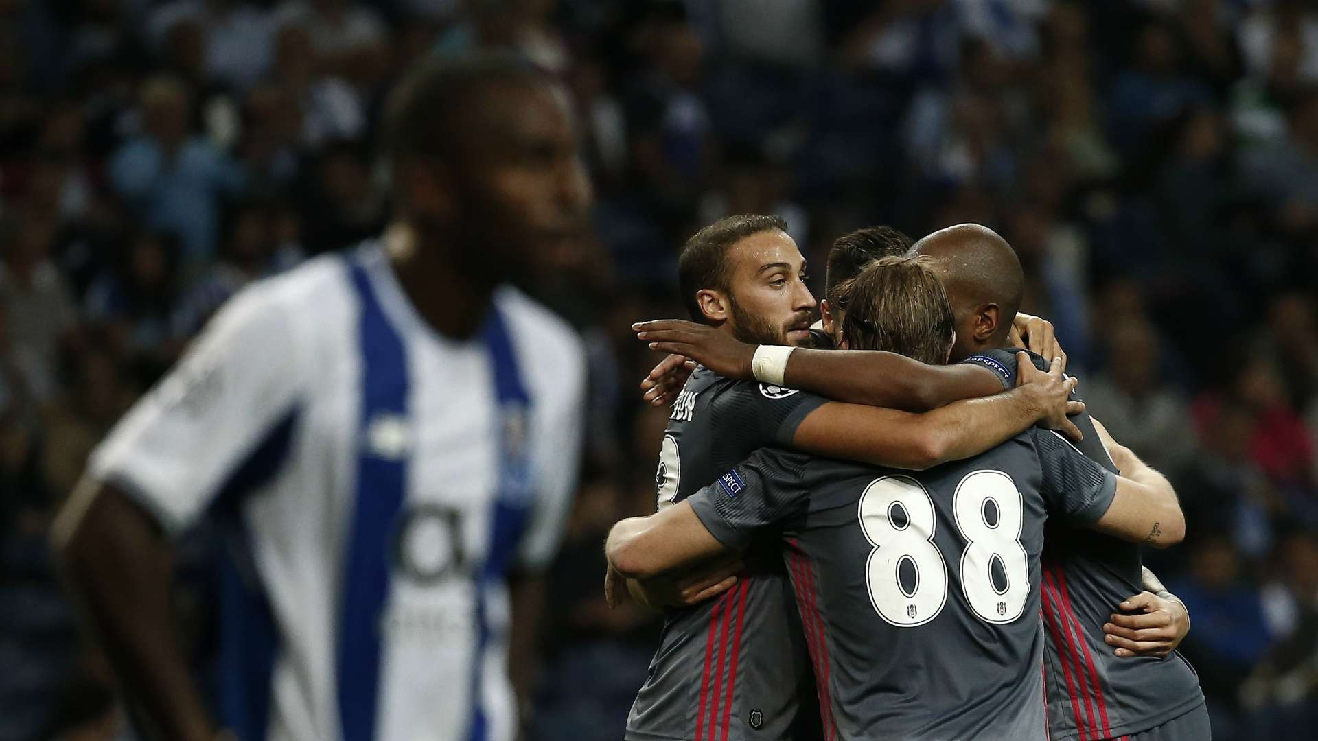 Besiktas celebration vs Porto 09132017