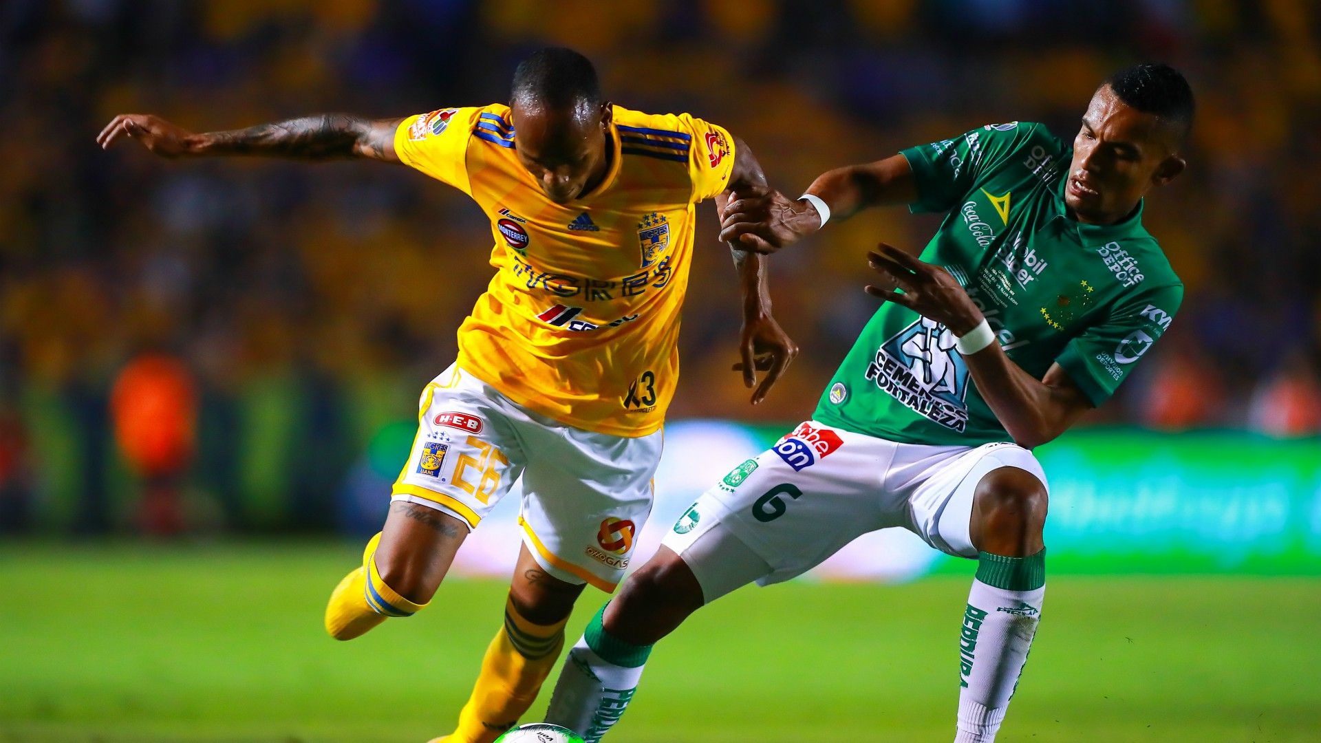 Tigres León Luis Quiñones William Tesillo