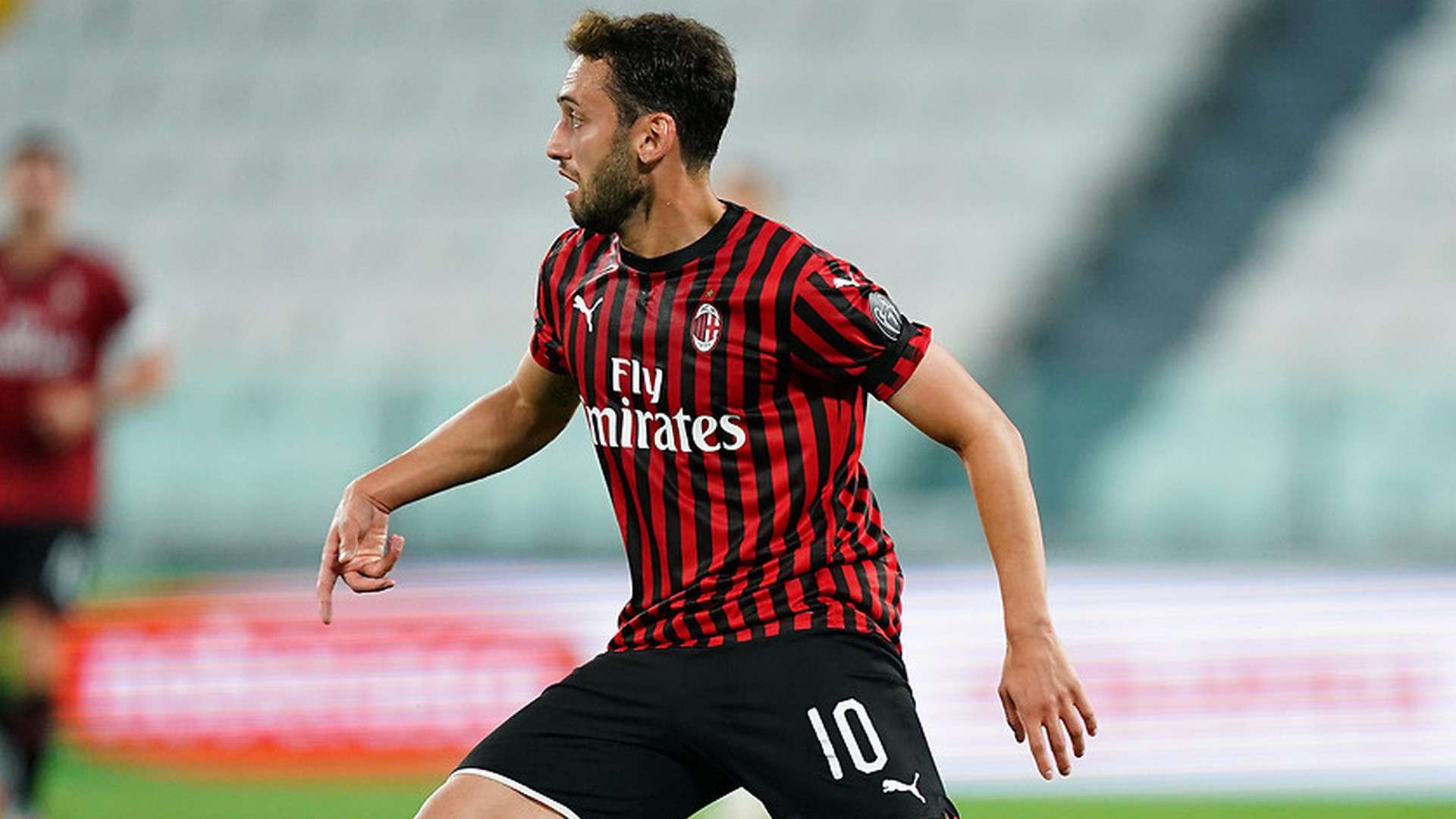 Hakan Calhanoglu Milan